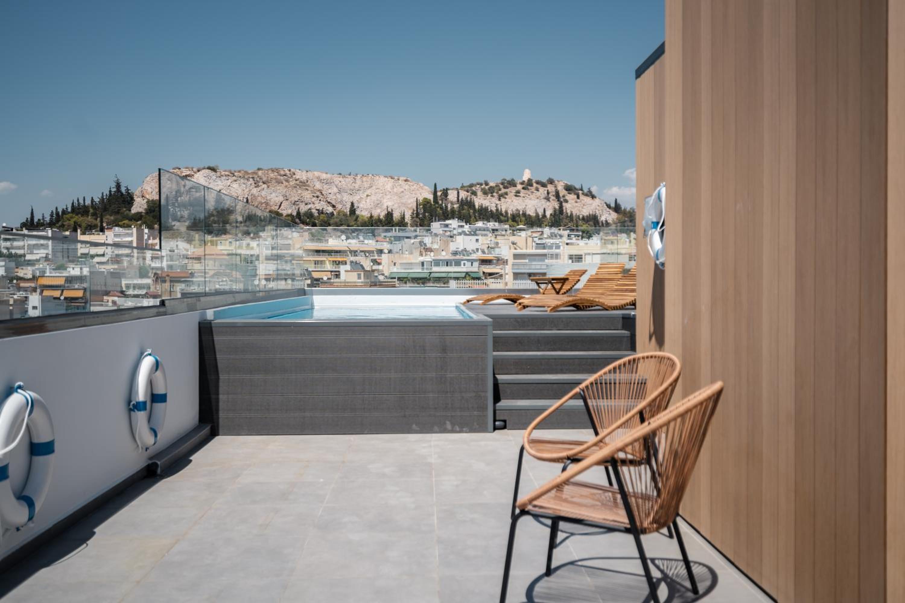 The Edge - Luxury Residences