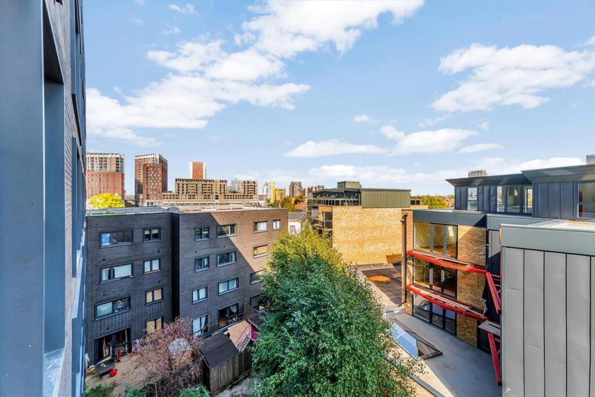 ComfyCozy Luxury Apartment Canning Town
