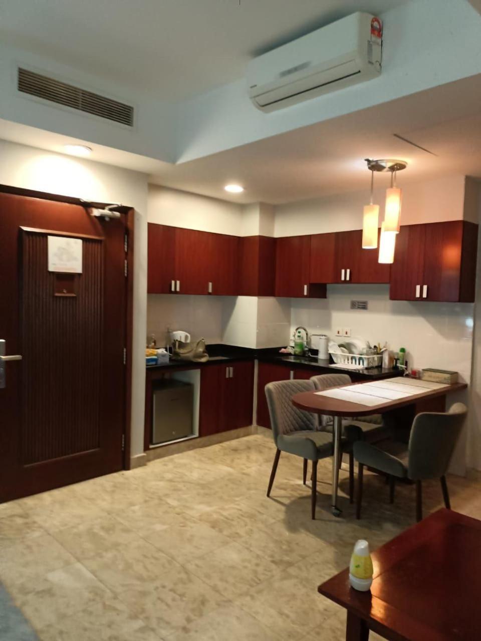 Ruey's Homestay, Cinta Ayu, Pulai Spring photo 4
