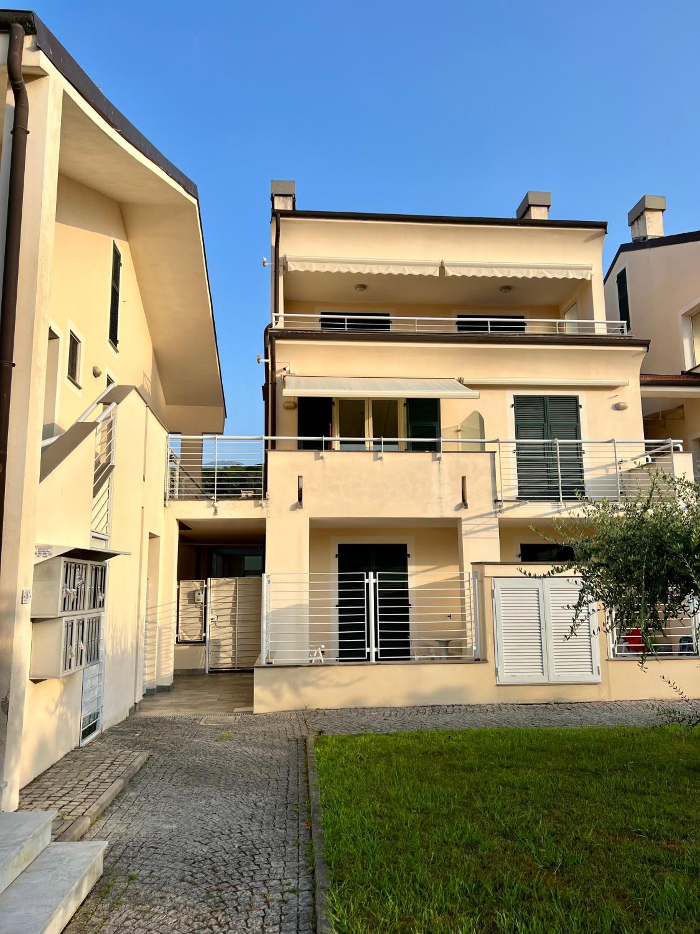 Casa Anselmo view 2