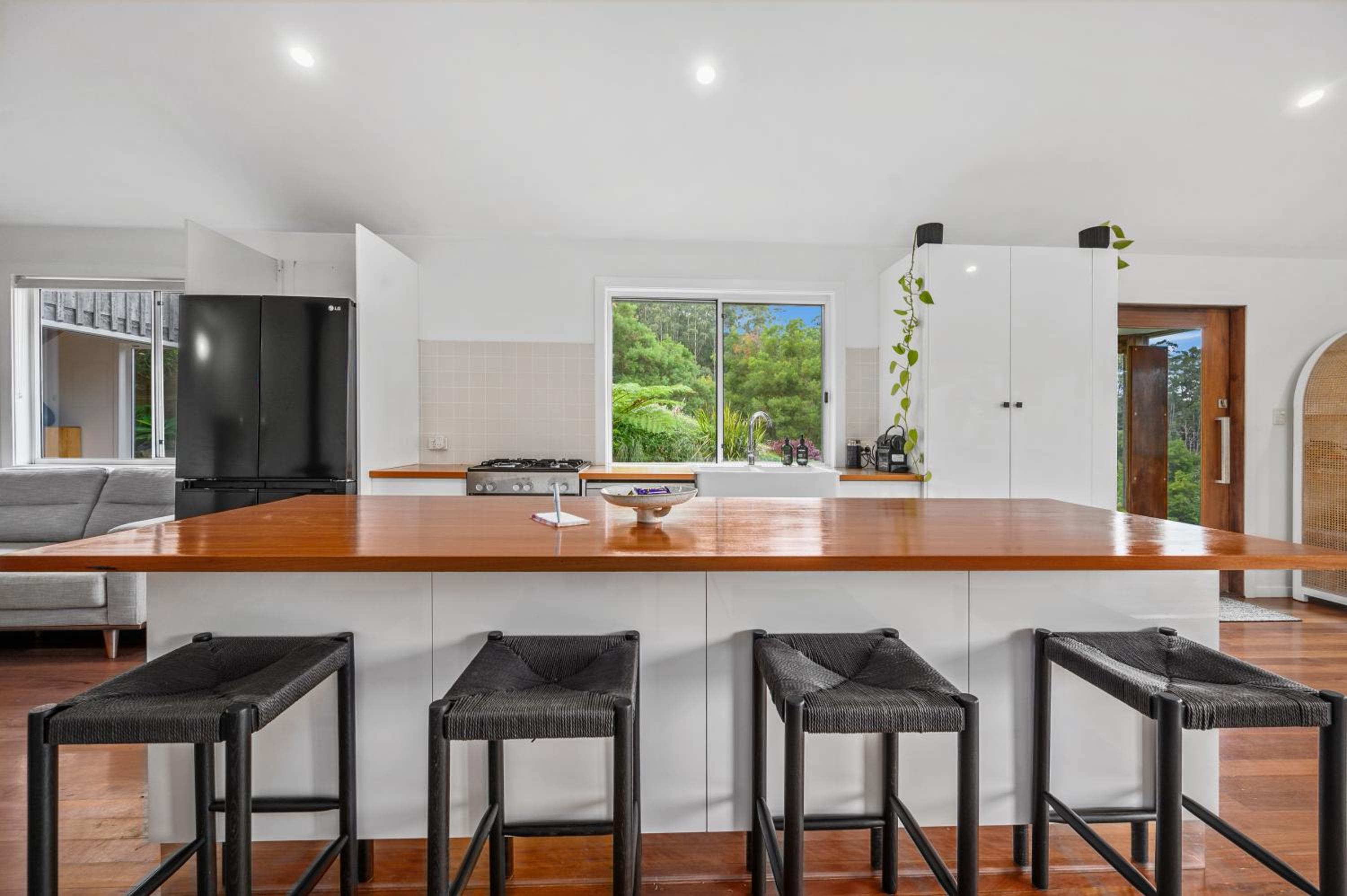 Tranquil Treetop Haven 3BR House with breathtaking views