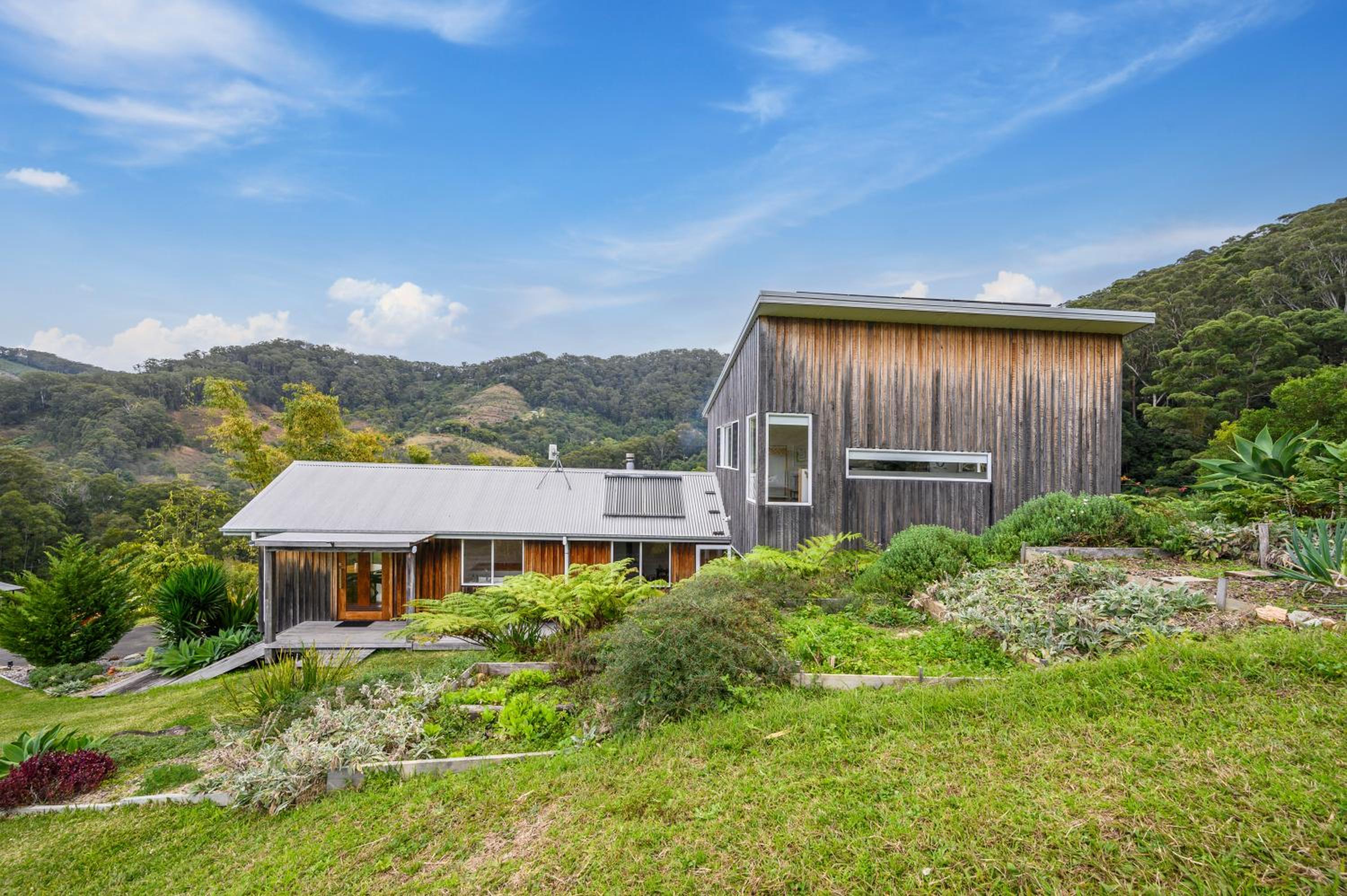 Tranquil Treetop Haven 3BR House with breathtaking views