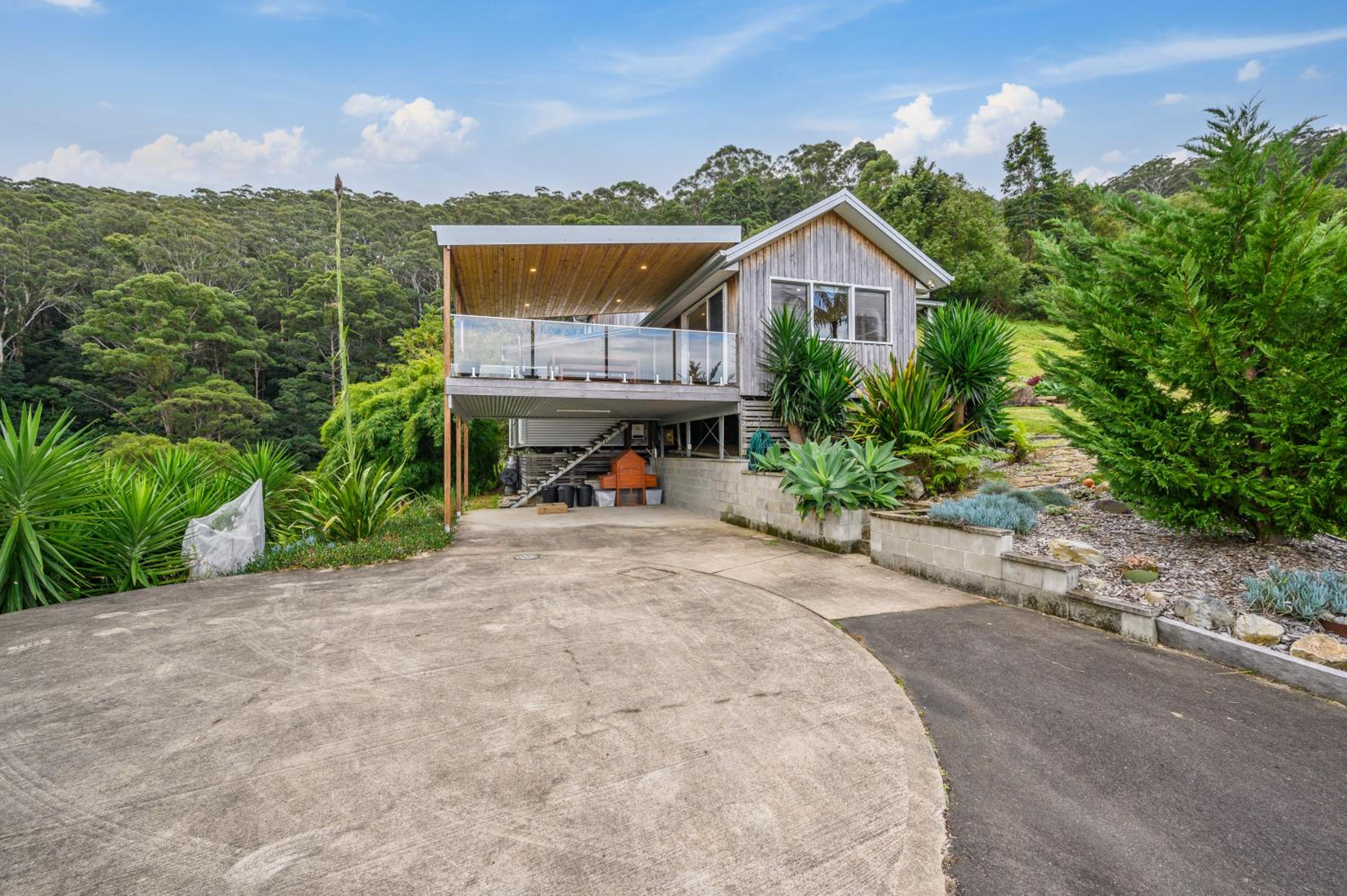Tranquil Treetop Haven 3BR House with breathtaking views