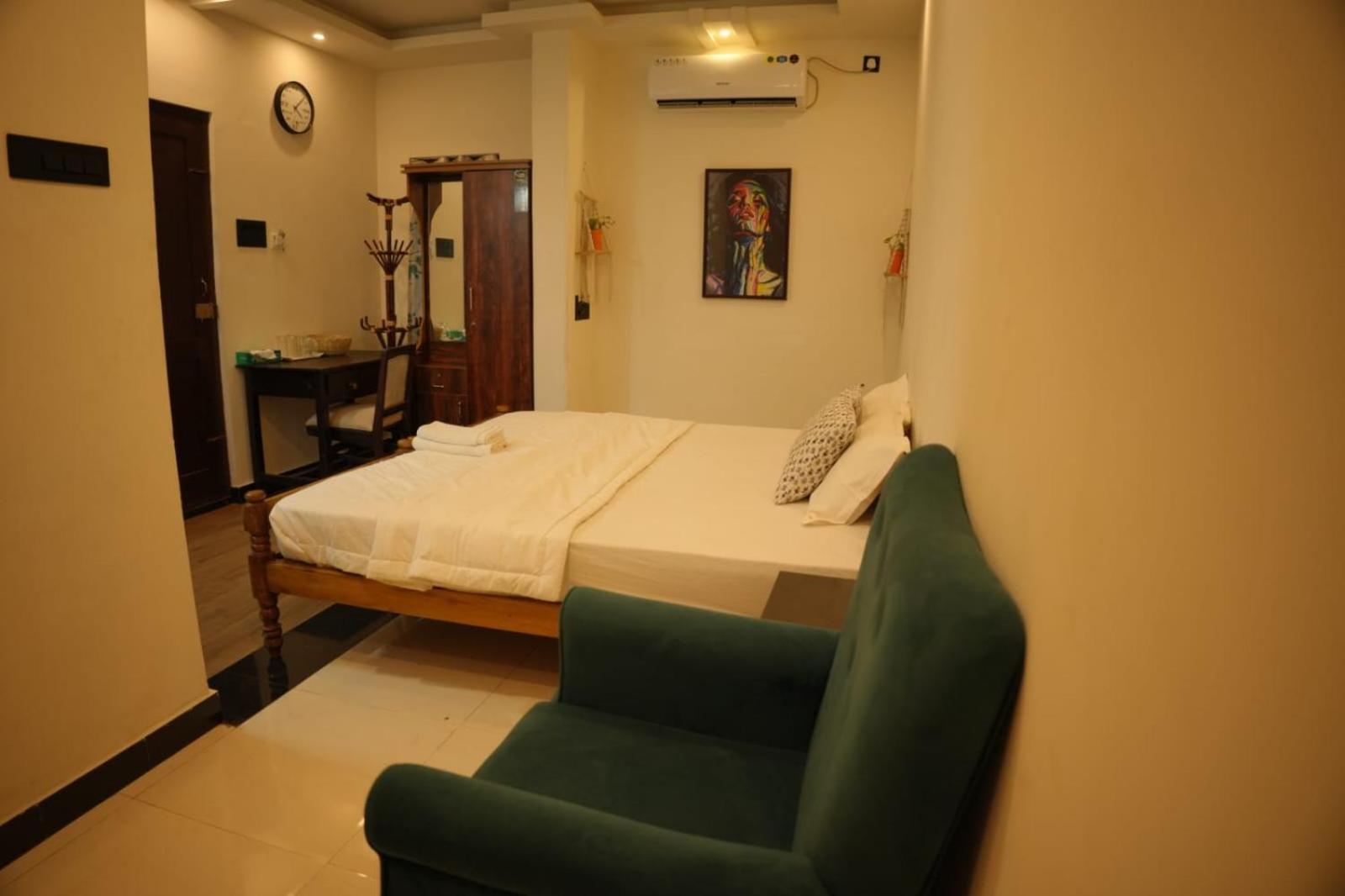 Cascara Beach Resort