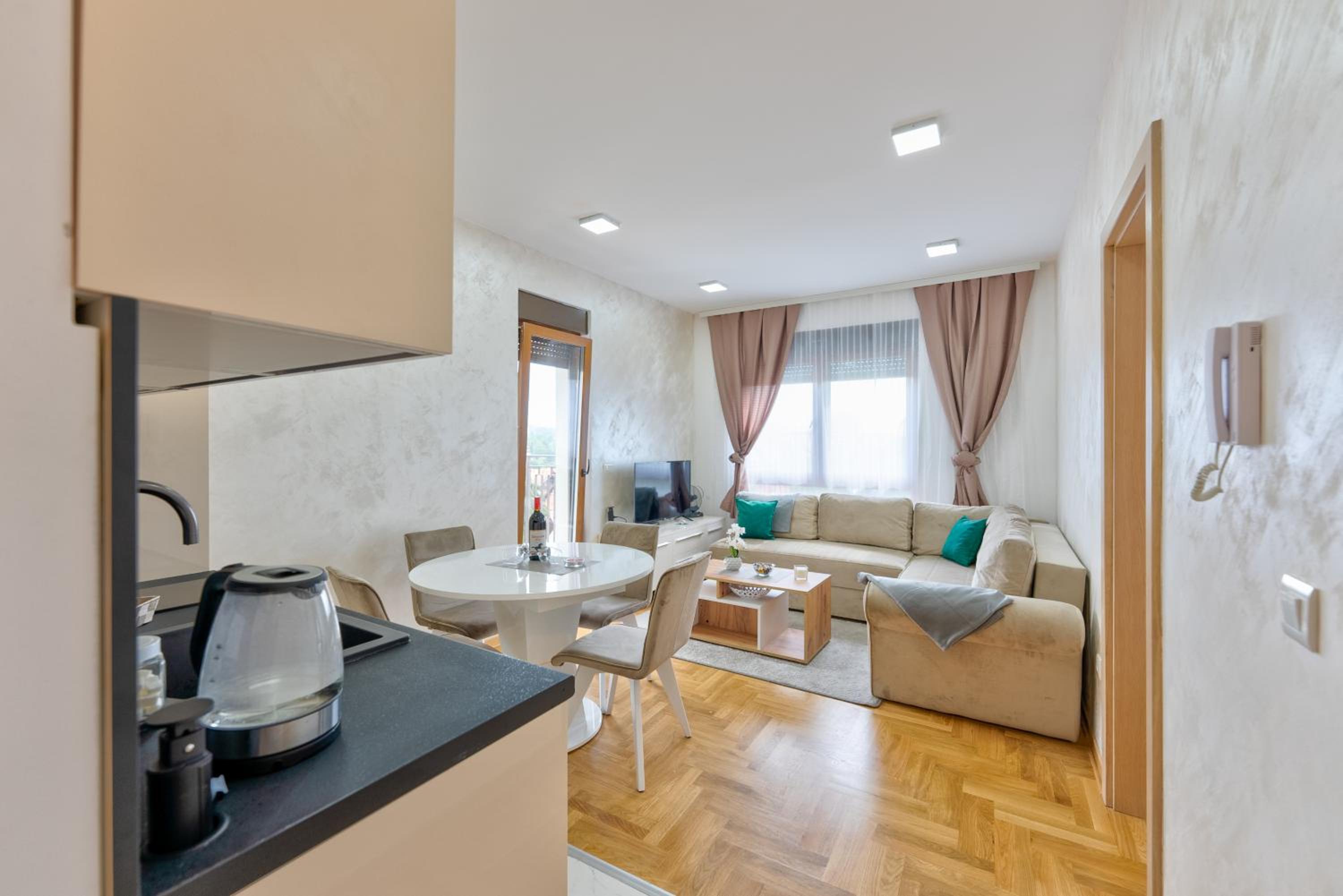 Apartmani Aleksandar view 4