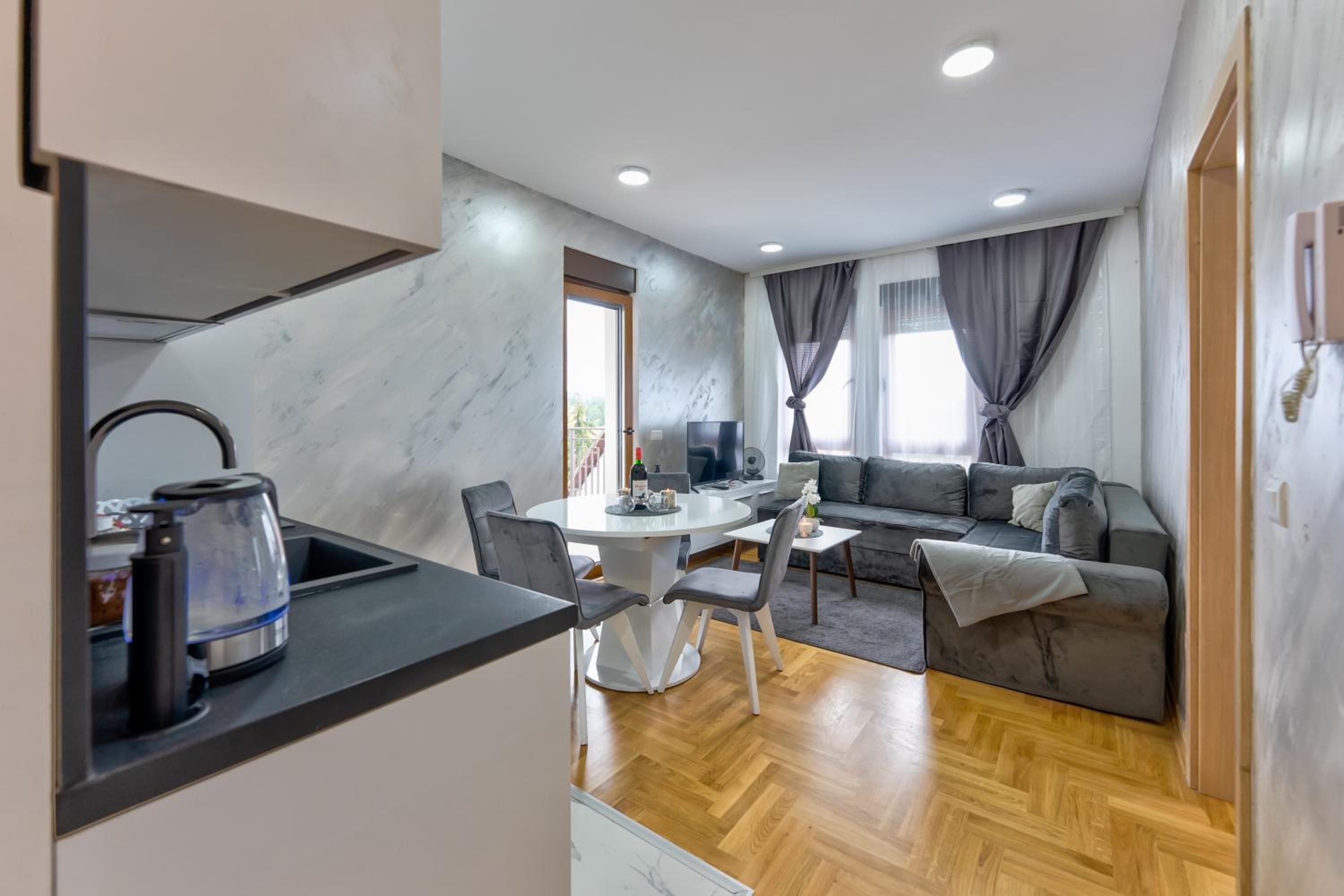 Apartmani Aleksandar view 5