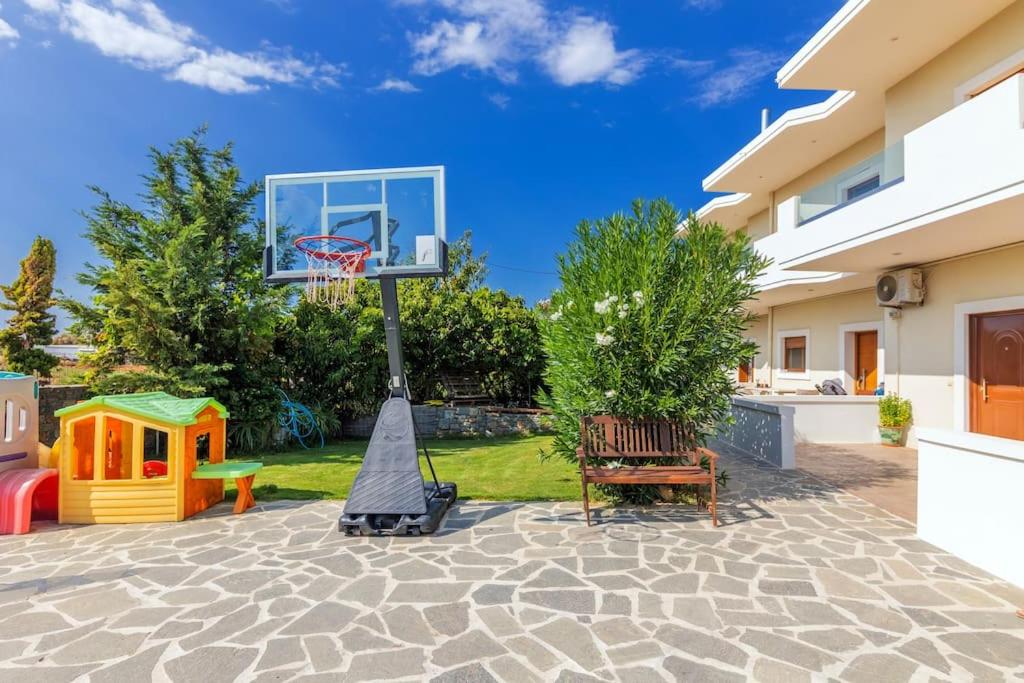 Family Flat 150m from Beach view 5