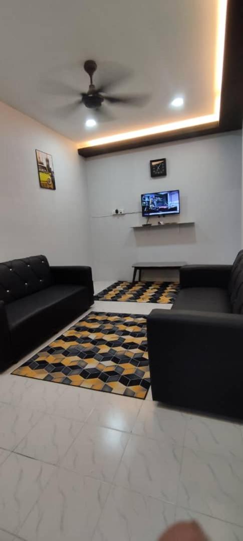 Black Homestay Teluk Kemang Port Dickson photo 3