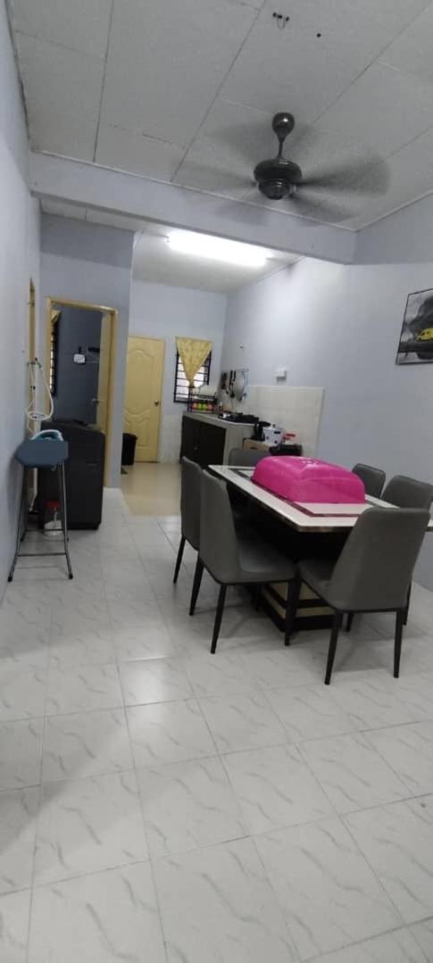 Black Homestay Teluk Kemang Port Dickson photo 7