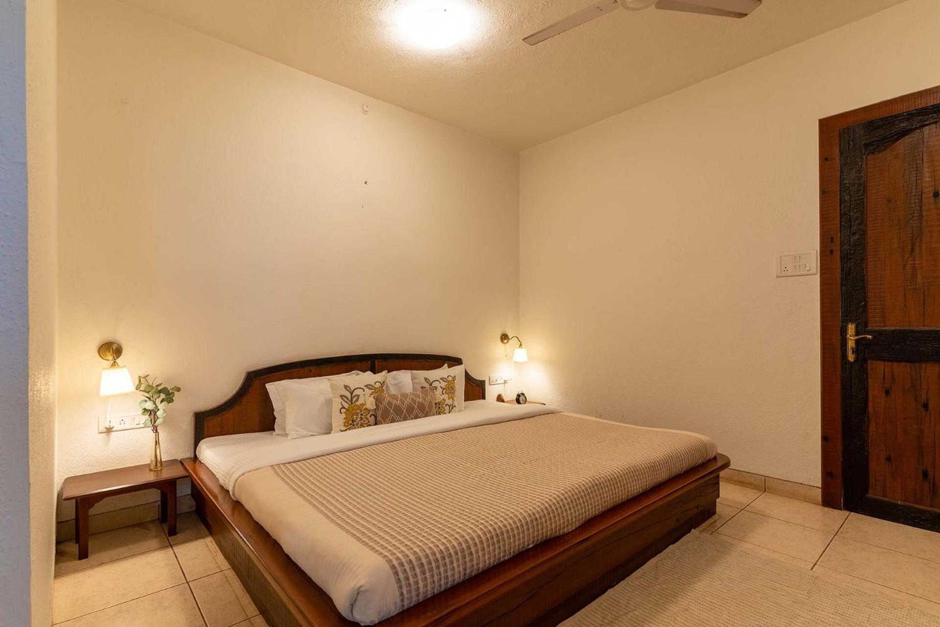 StayVista at Gulmohar Gardens with Gazebo, BBQ