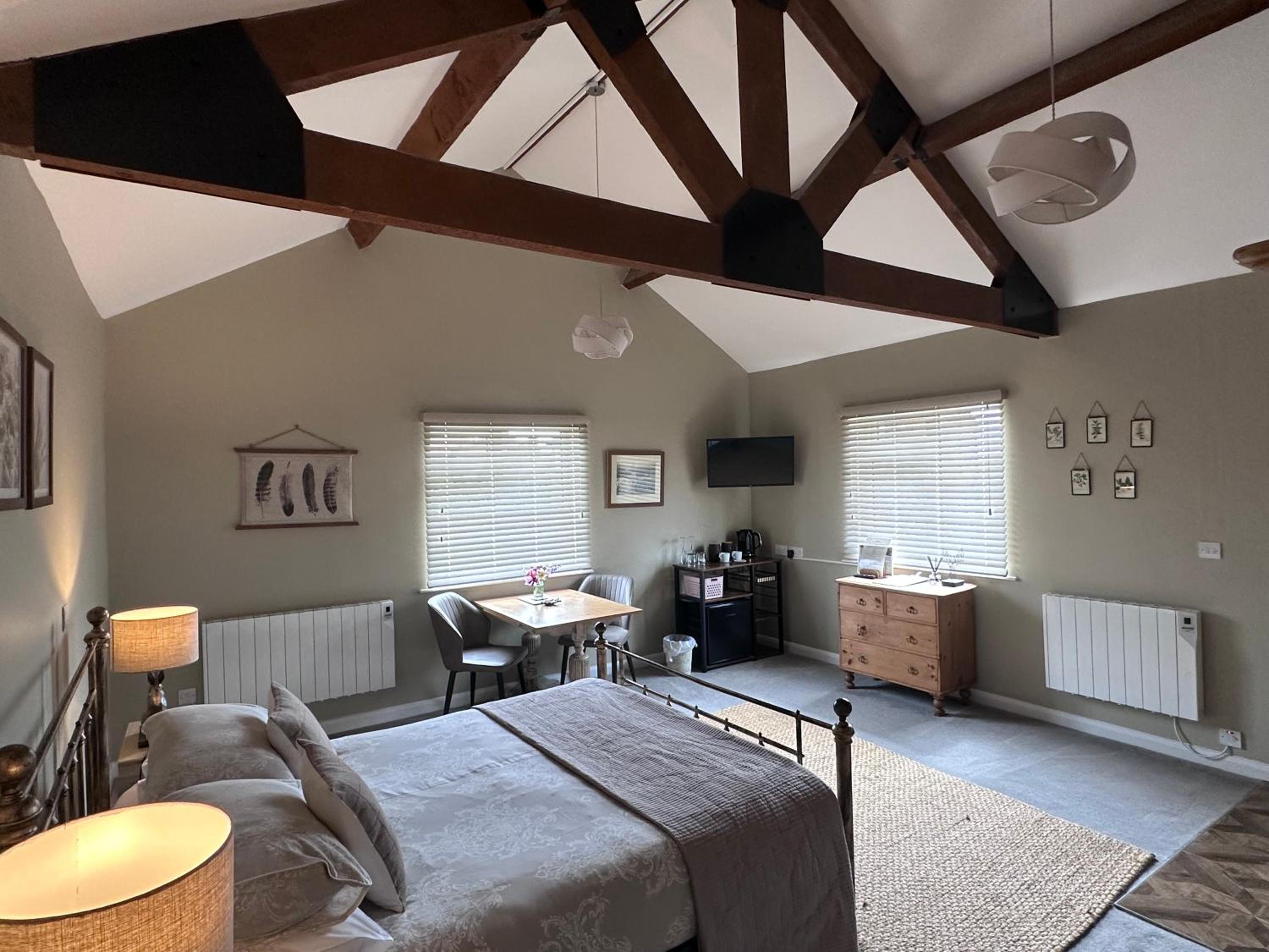 White House Farm - Beautiful Self Contained Courtyard Rooms view 4