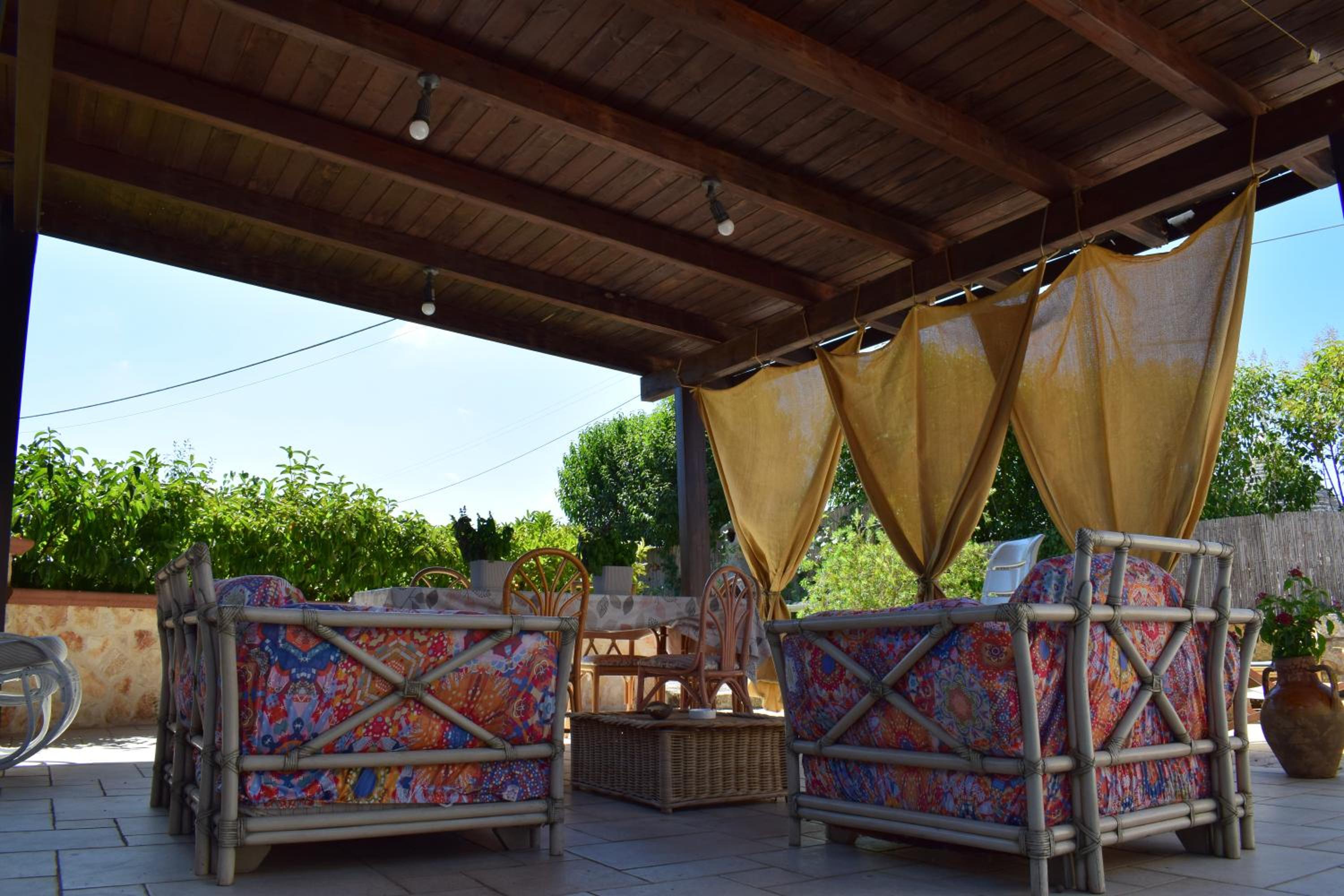trulli annina con piscina view 5