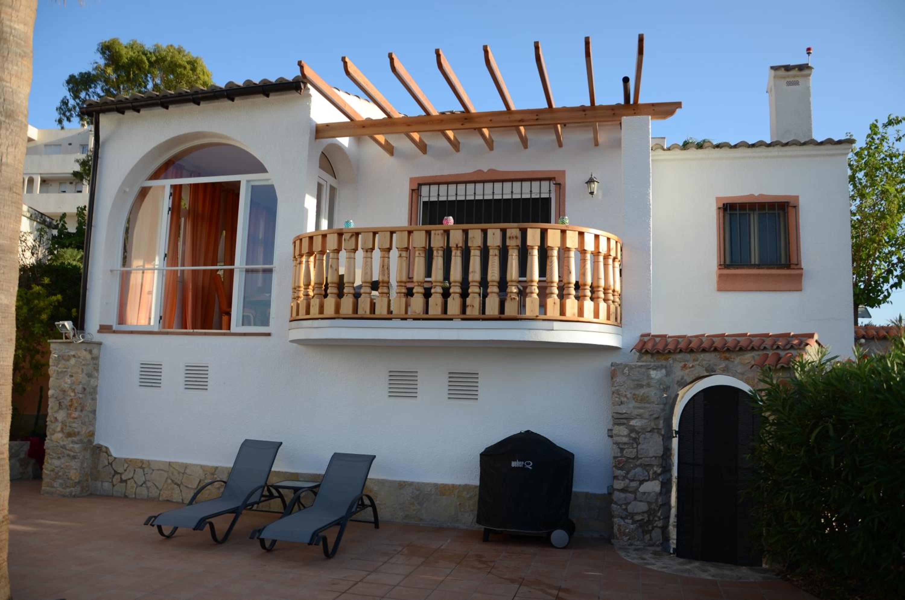 CHALET INDEPENDIENTE COn VISTAS AL MAR