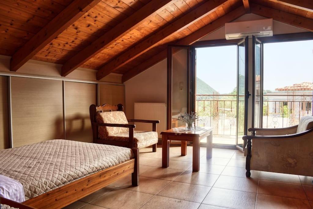 Villa Andrew