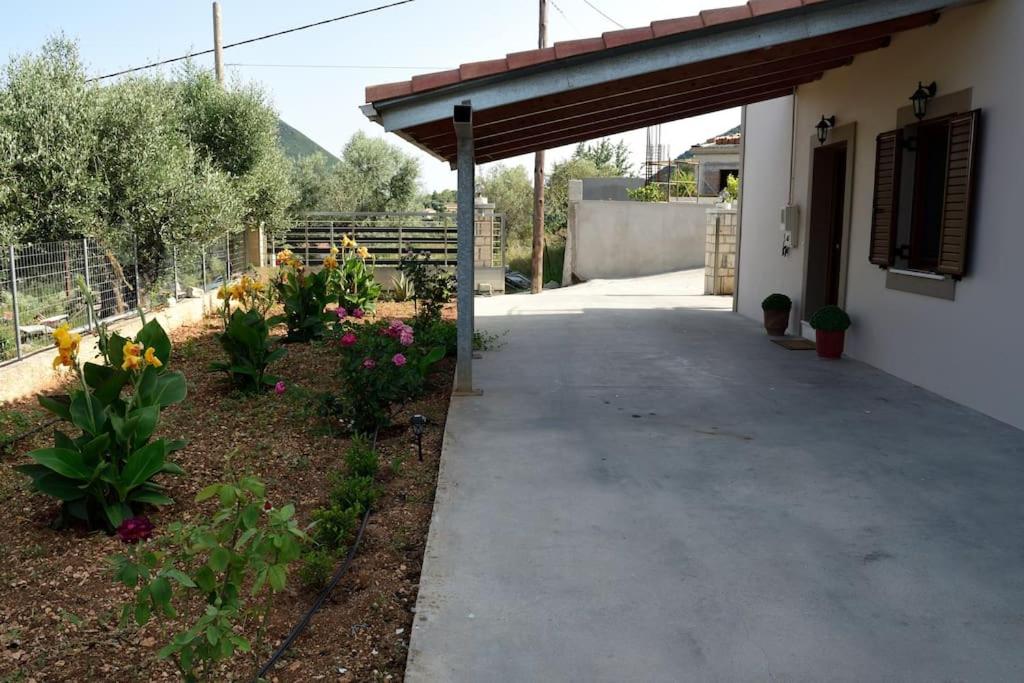 Villa Andrew