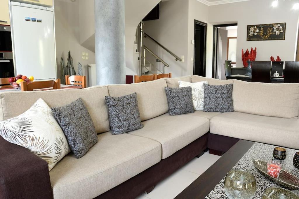 Villa Andrew