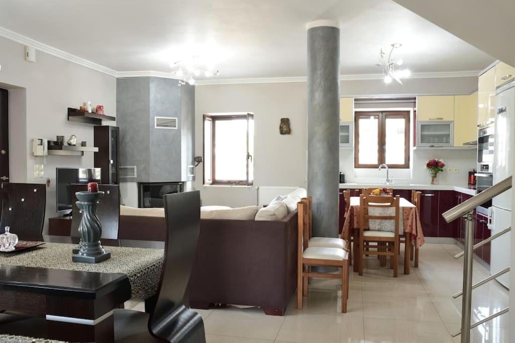 Villa Andrew