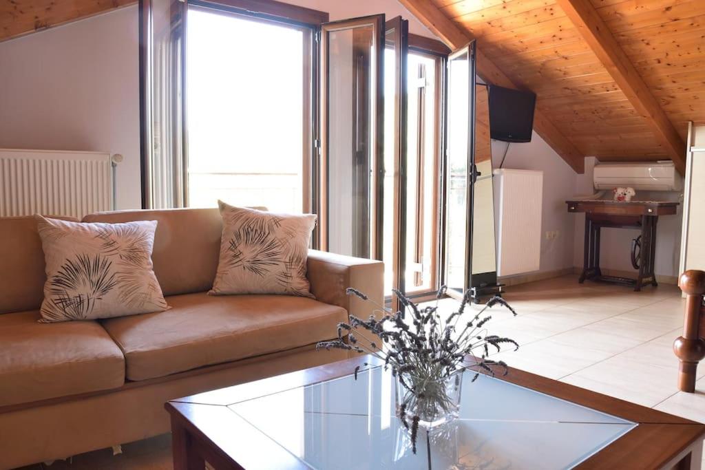 Villa Andrew