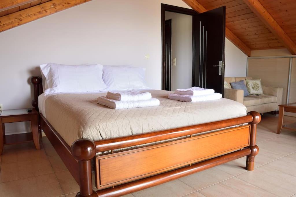 Villa Andrew