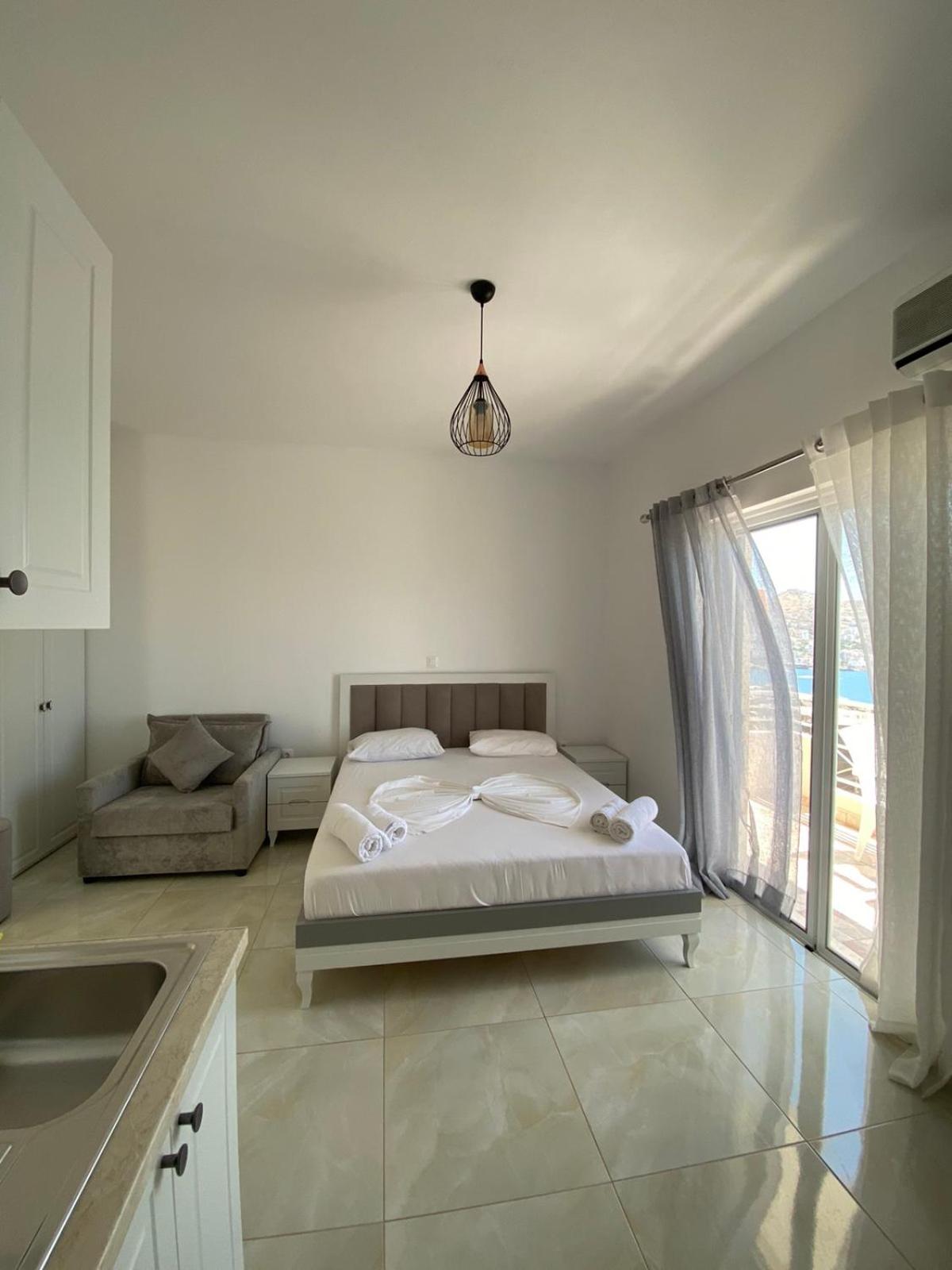 Mariana Apartments