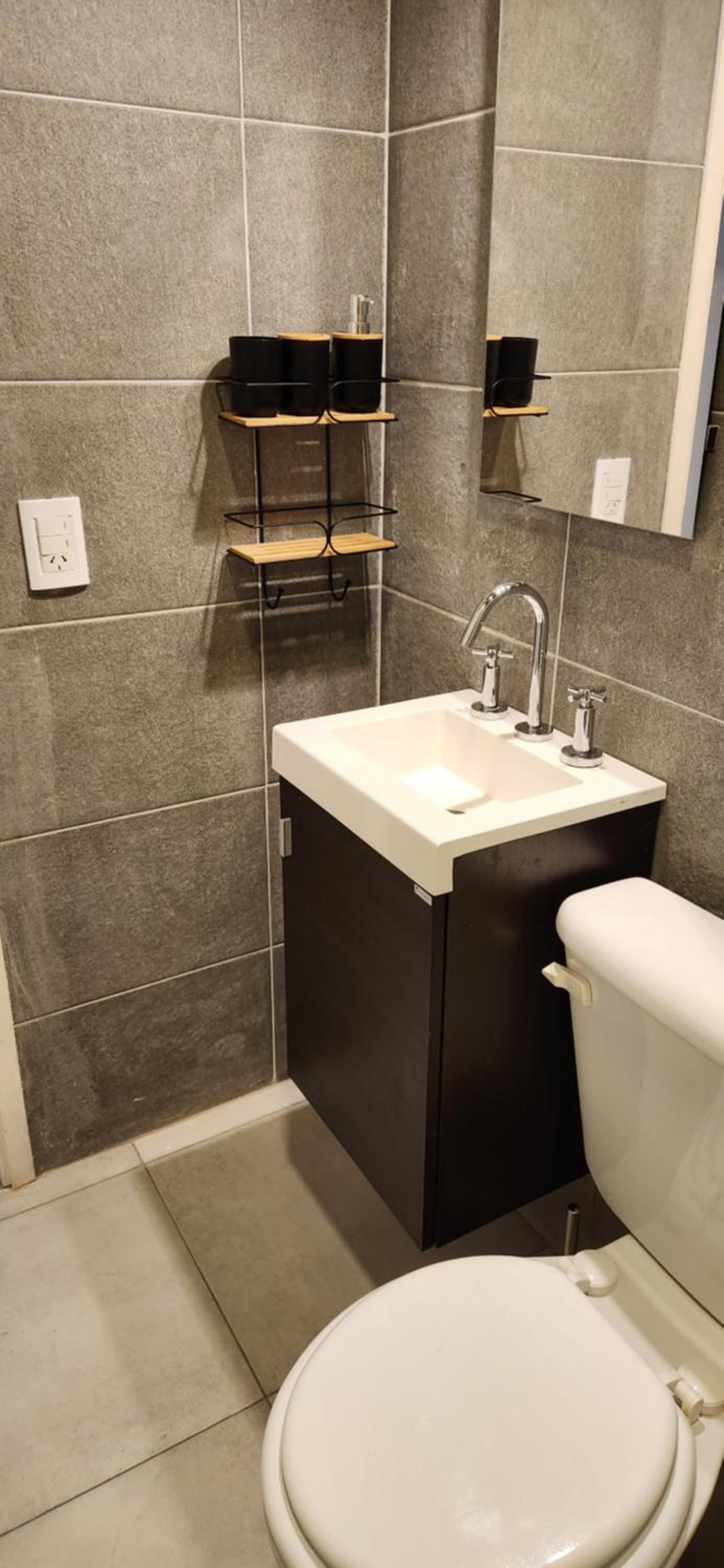 Moderno departamento con cochera