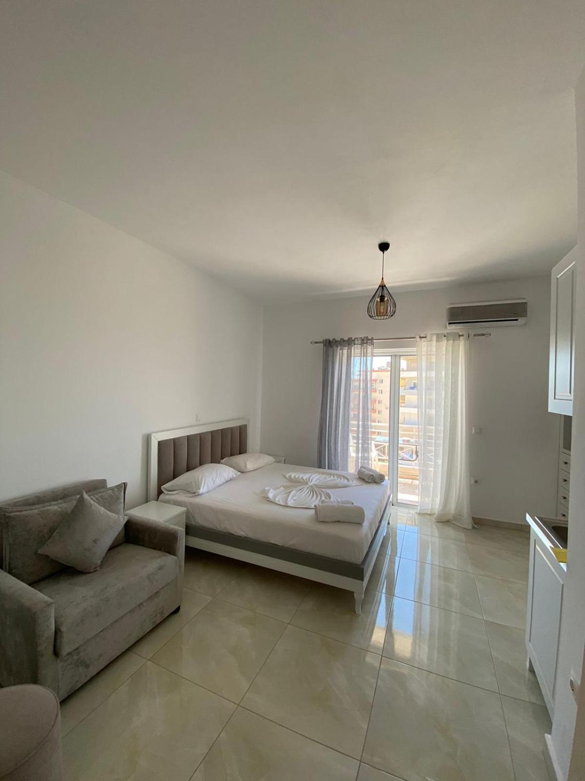 Mariana Apartments
