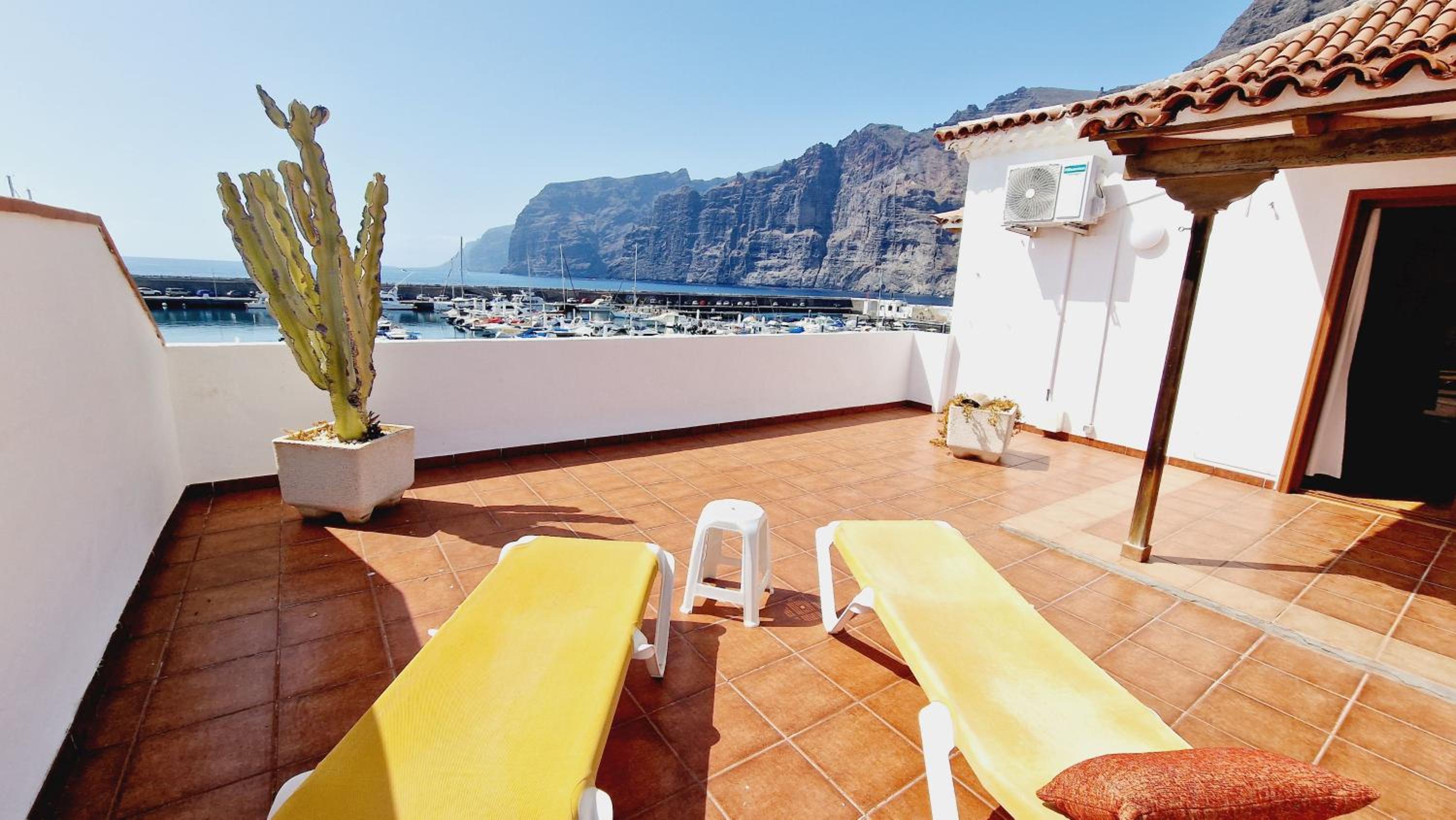 Los Gigantes 2 bedroom & ocean view & big terrace view 4