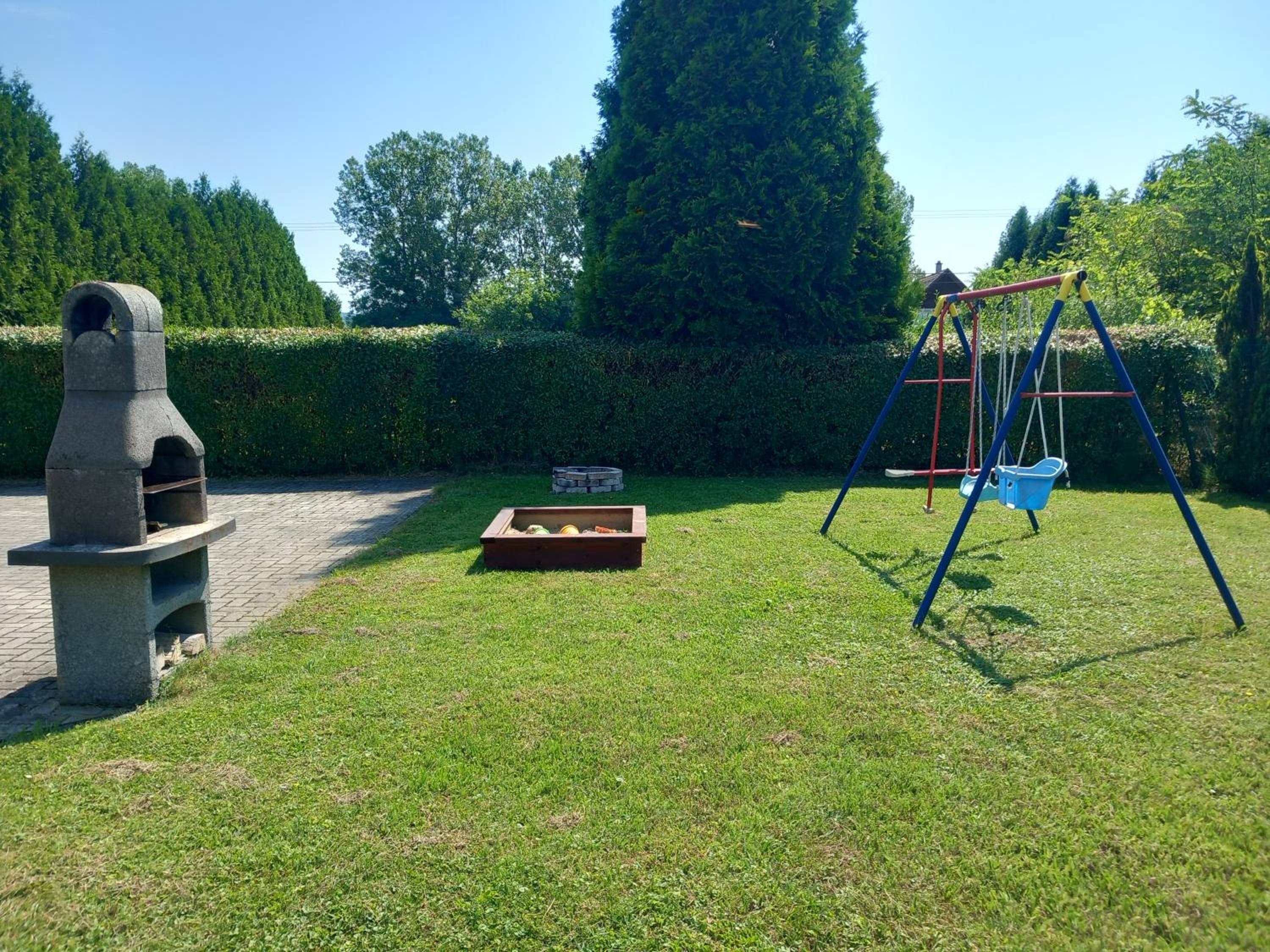 Photo 25