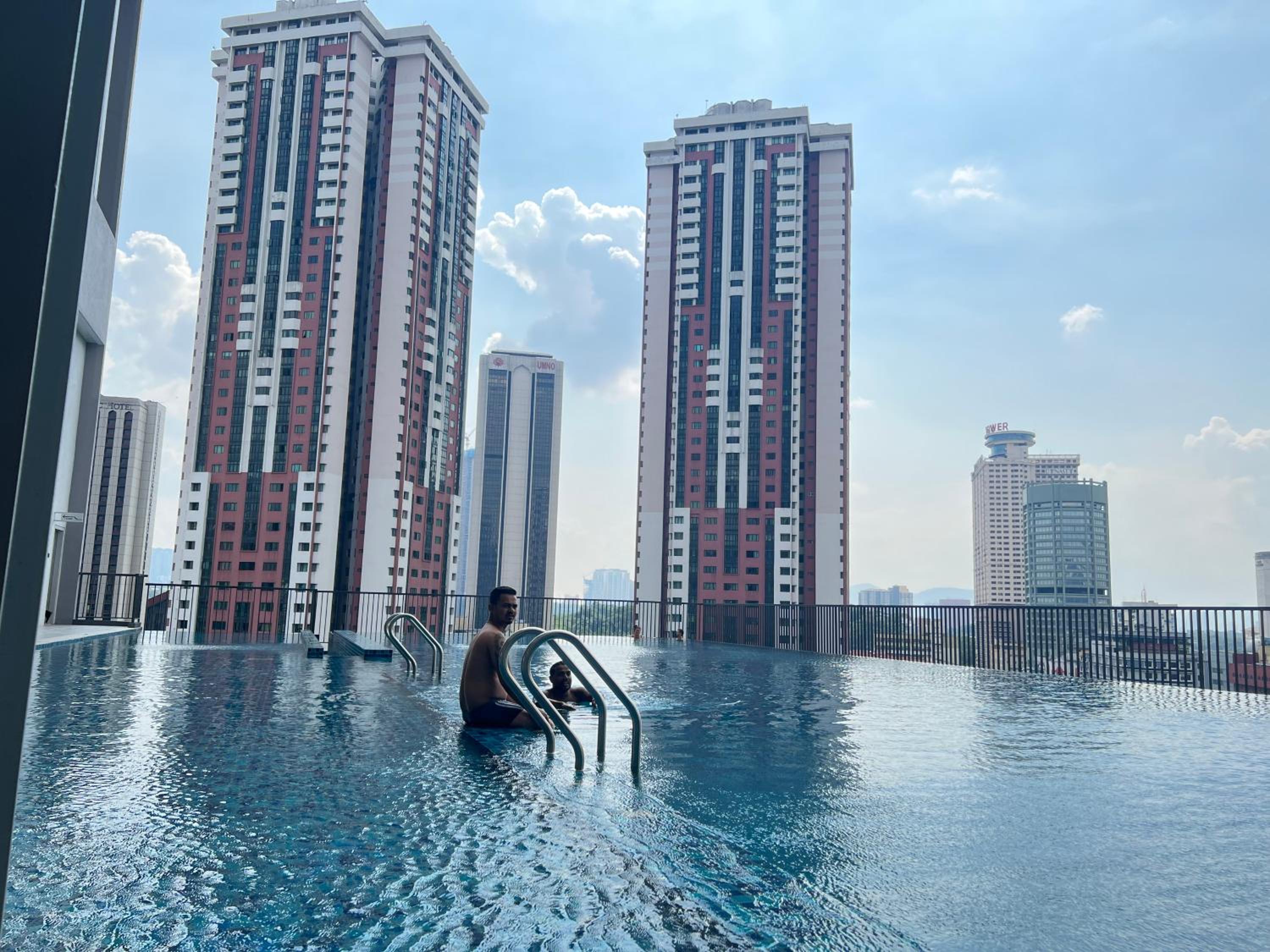Chambers service suites klcc — Kuala Lumpur