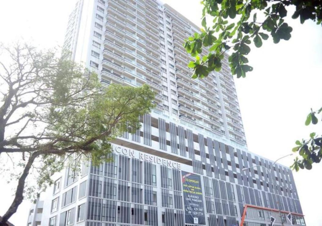 T STAY at Icon Residence -for 1 Room Free Netflix & Pool photo 5
