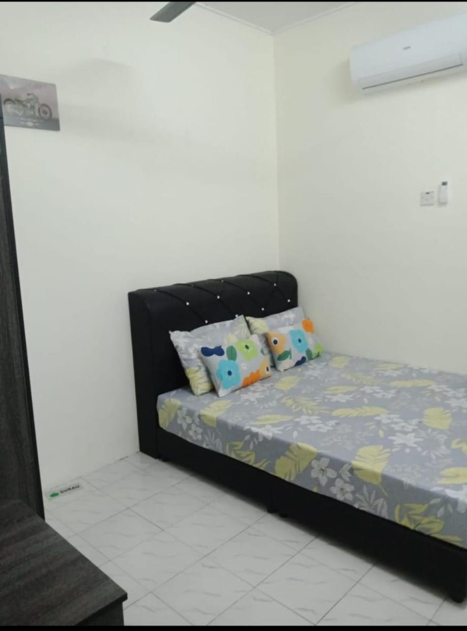 Brown Homestay Teluk Kemang Port Dickson photo 5
