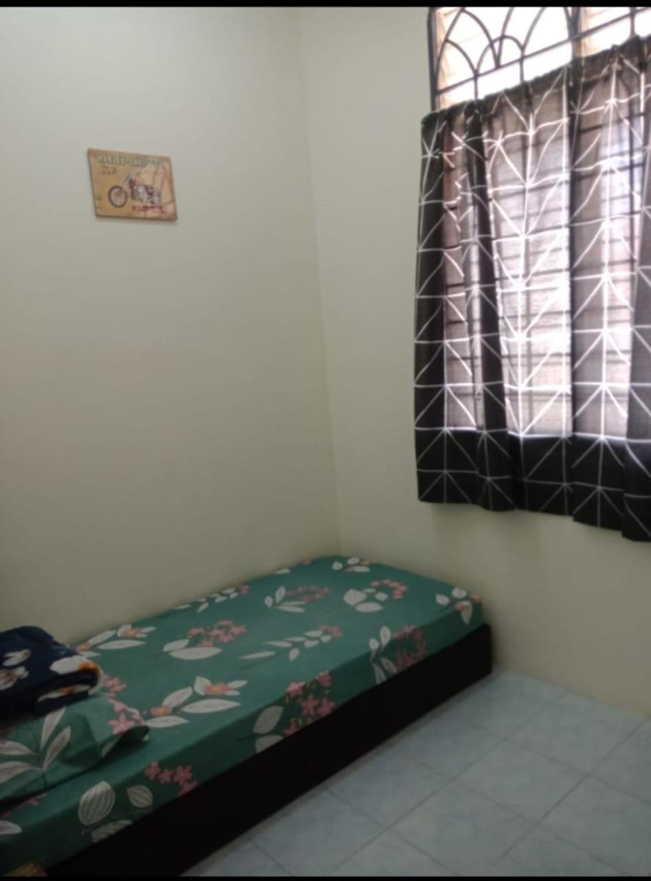 Brown Homestay Teluk Kemang Port Dickson photo 7