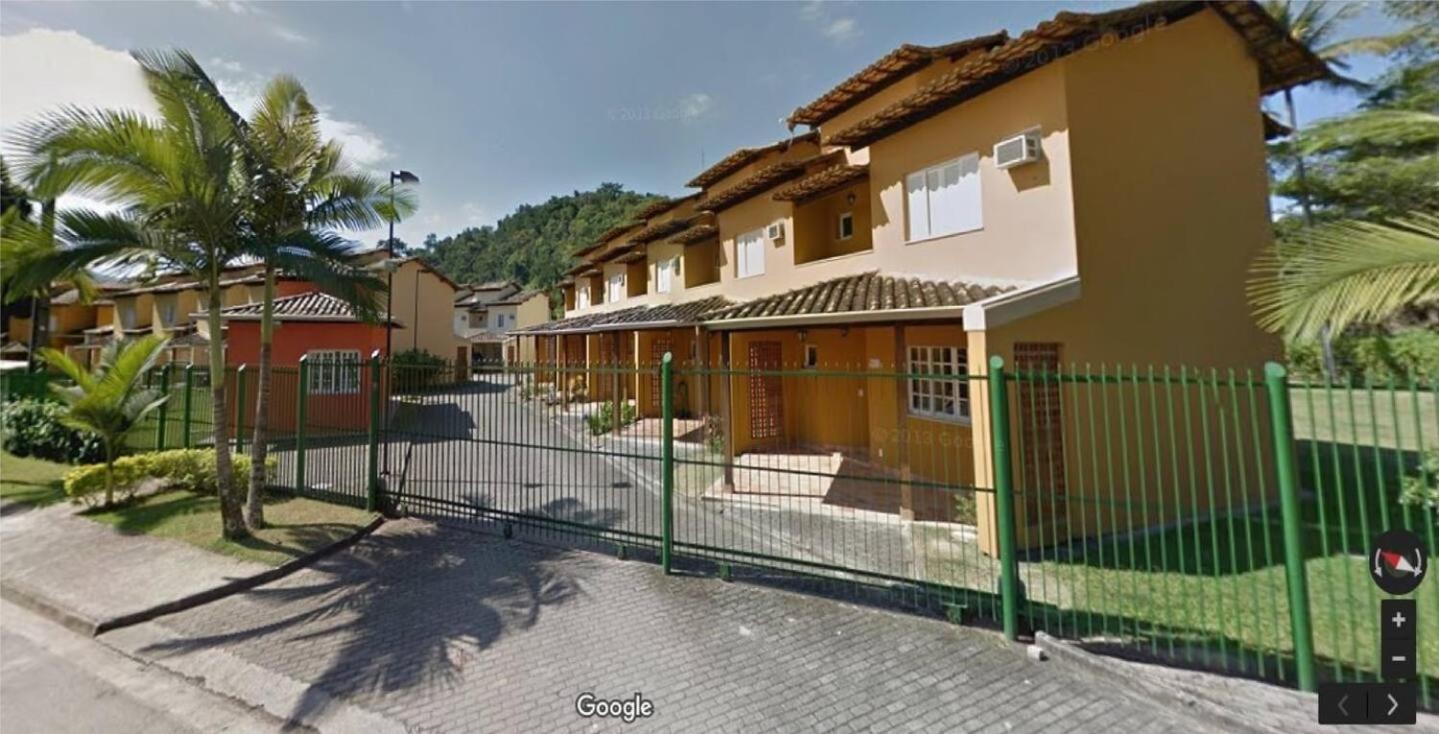 Casa em Paraty - RJ Cond. Fechado