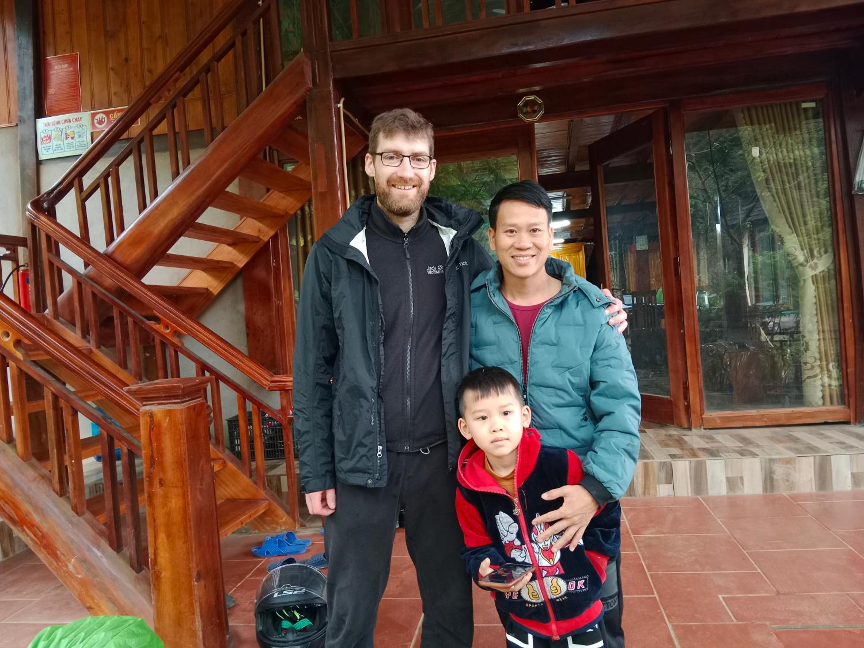 homestay phô núi suôi giang view 3