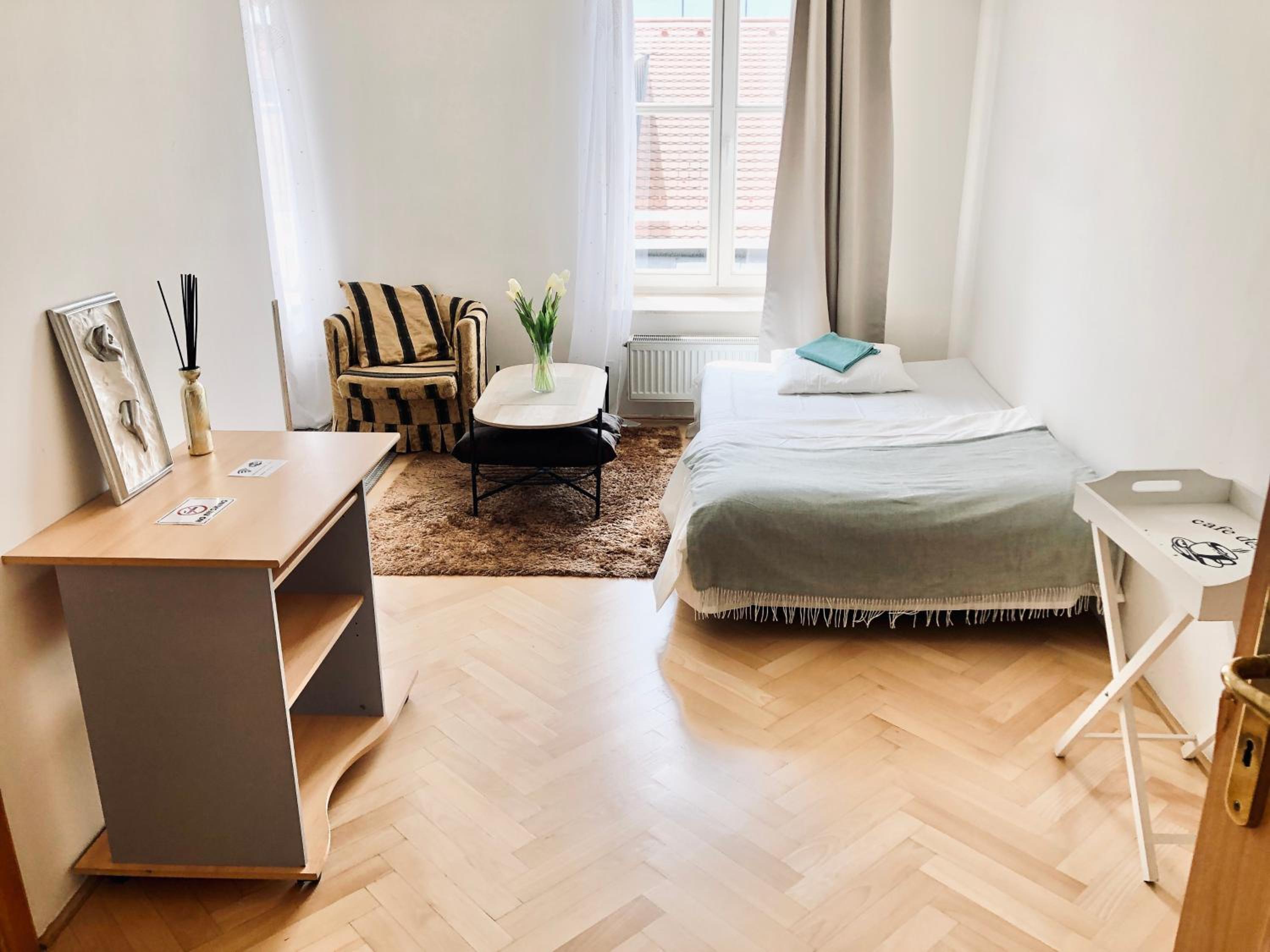 Old Town City Apartment