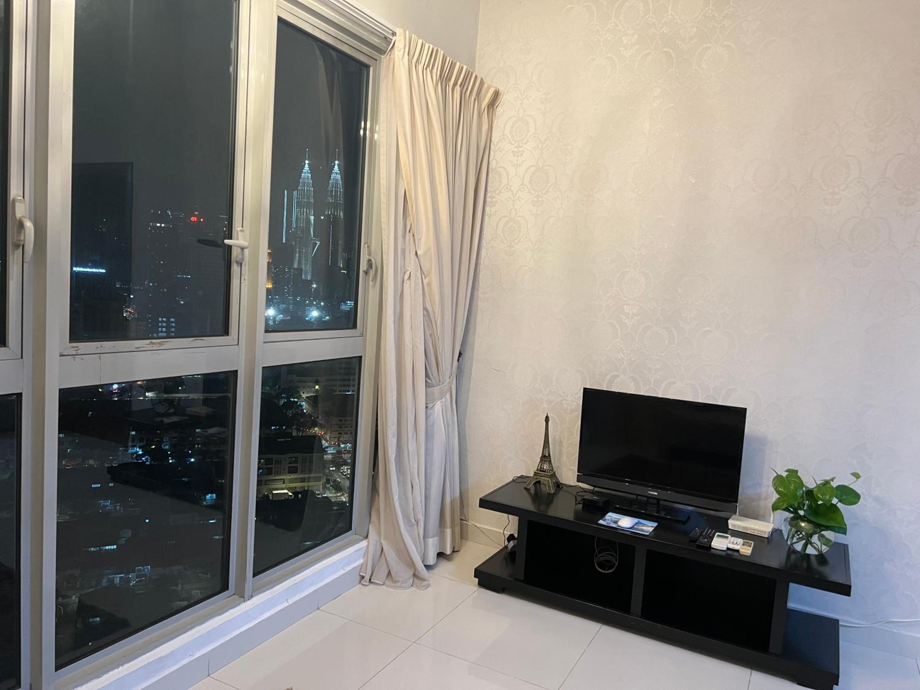 Regalia suites best klcc view