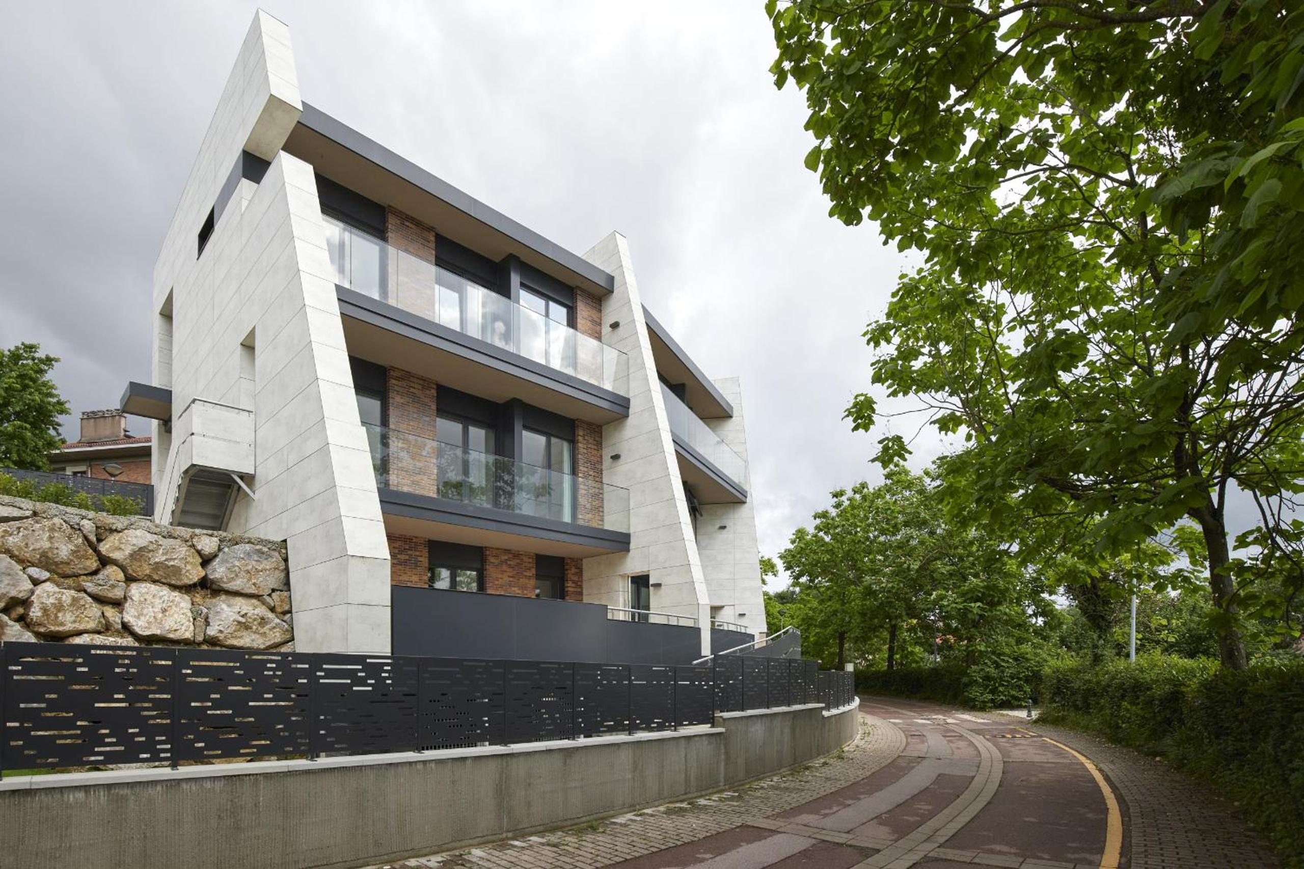 MANTULENE Apartments - Basque Stay