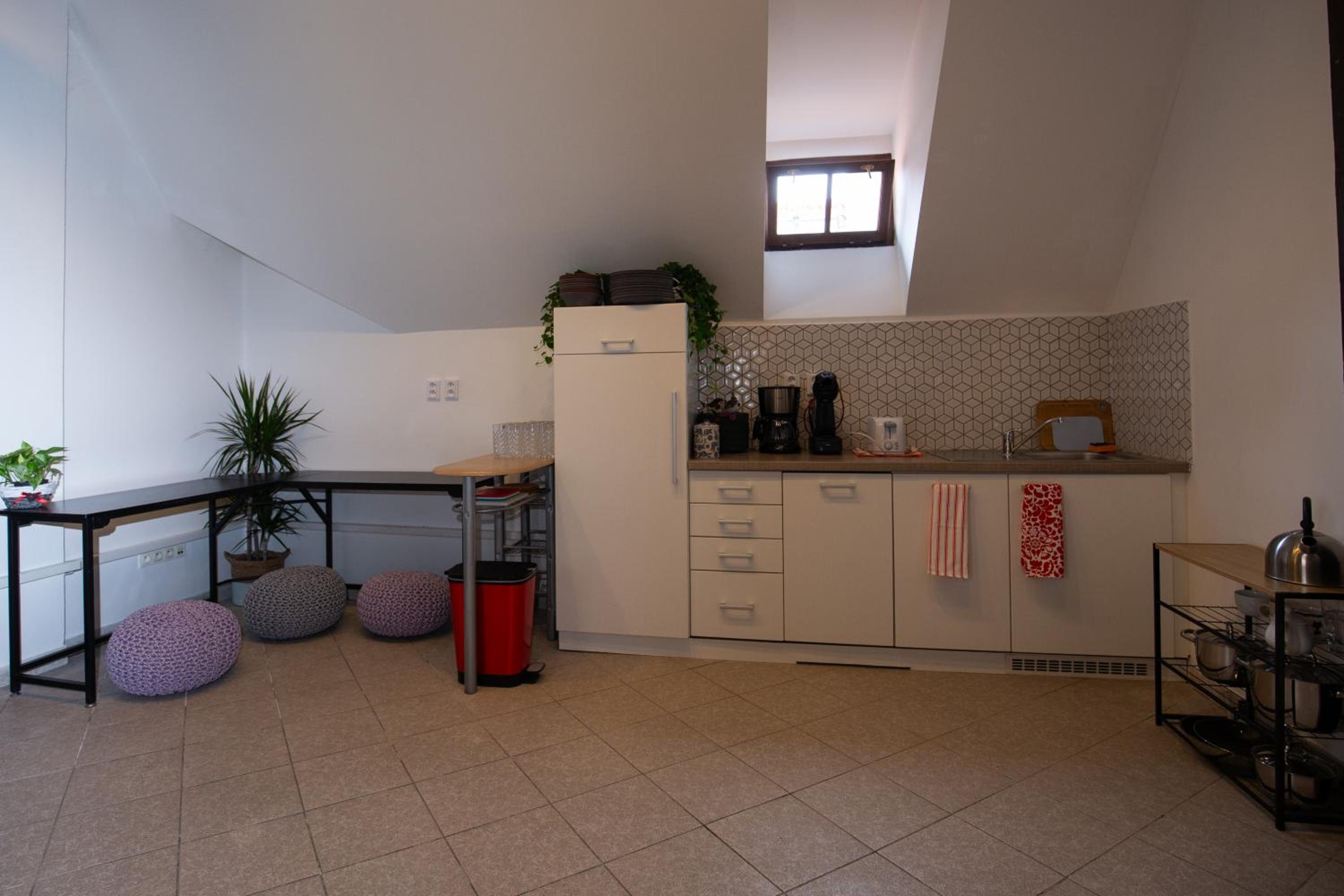 Women's Only Hostel - Female Only
