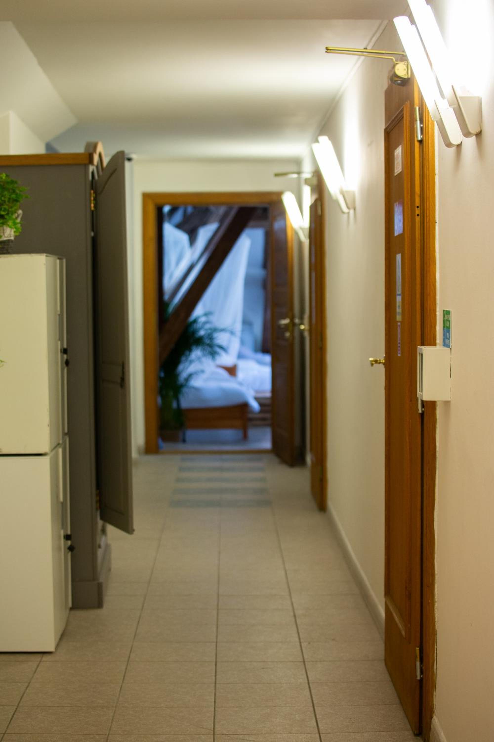 Women's Only Hostel - Female Only