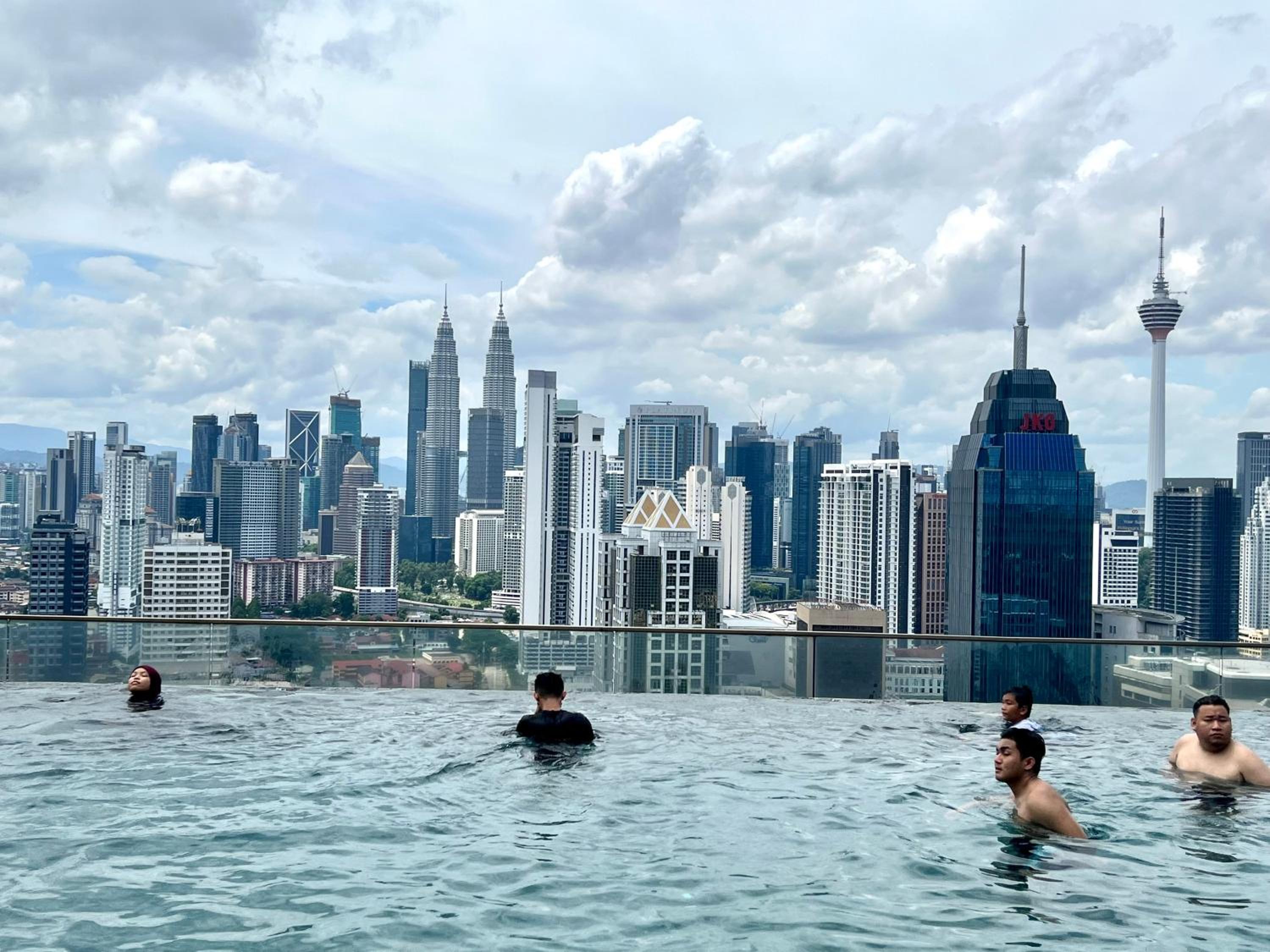 Regalia suites best klcc view