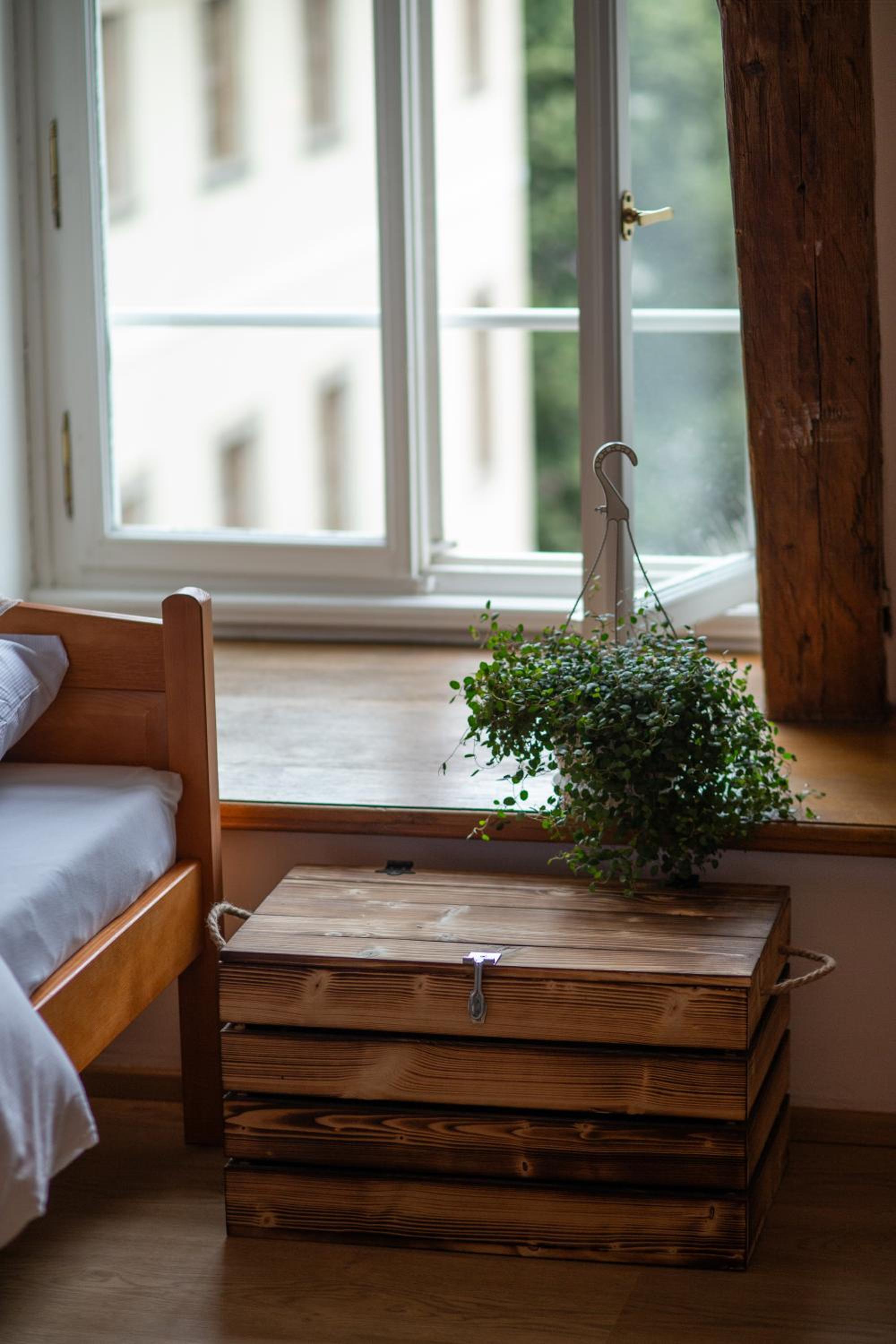 Women's Only Hostel - Female Only