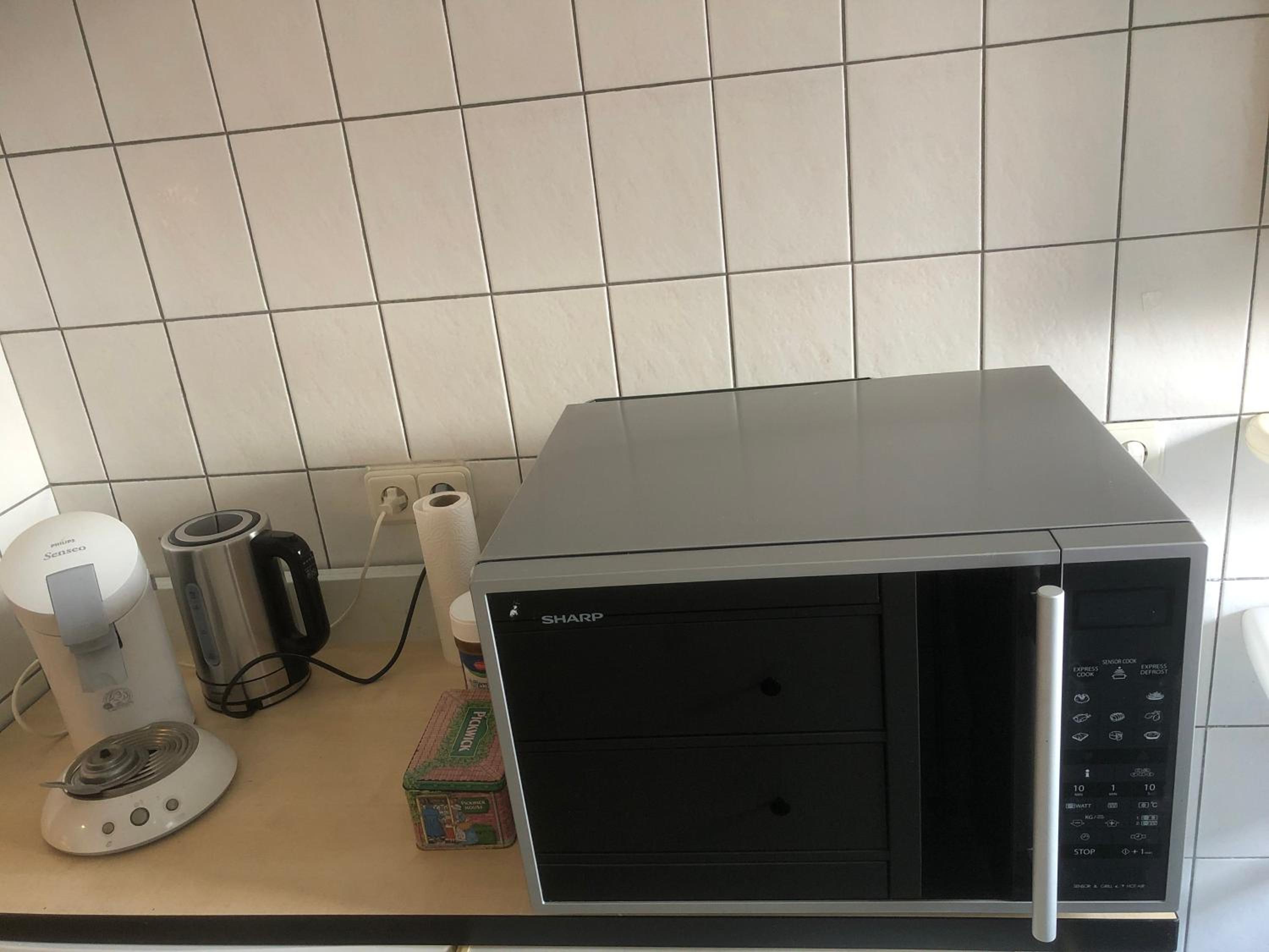 Photo 10