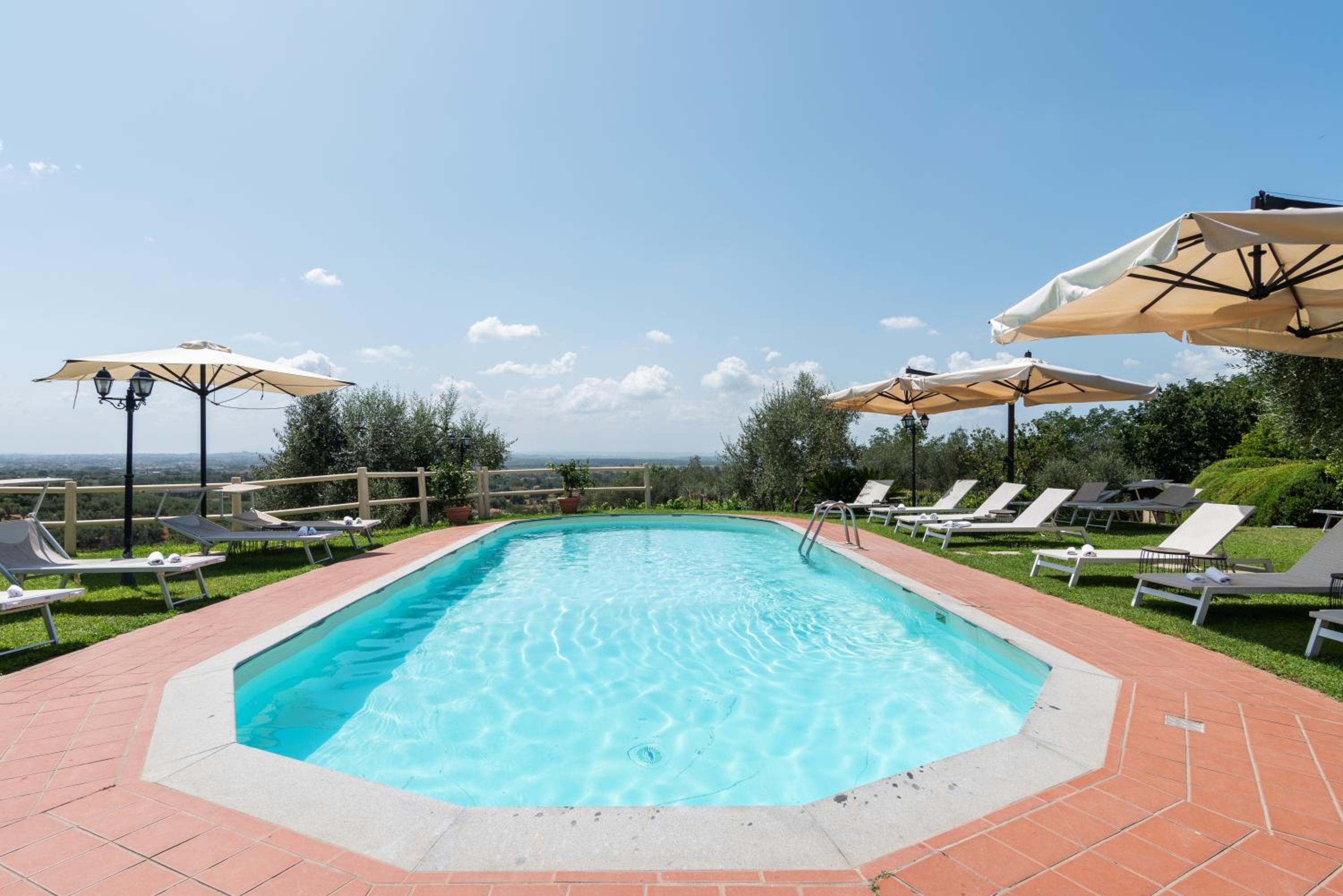Collina Toscana Agriturismo & Apartments