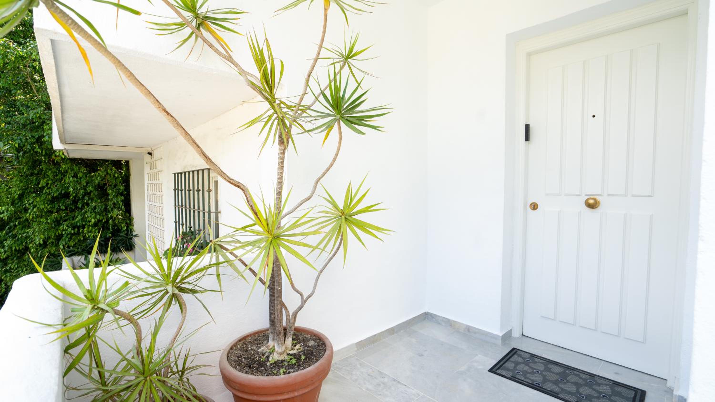 Luxury townhouse capricho golden mile