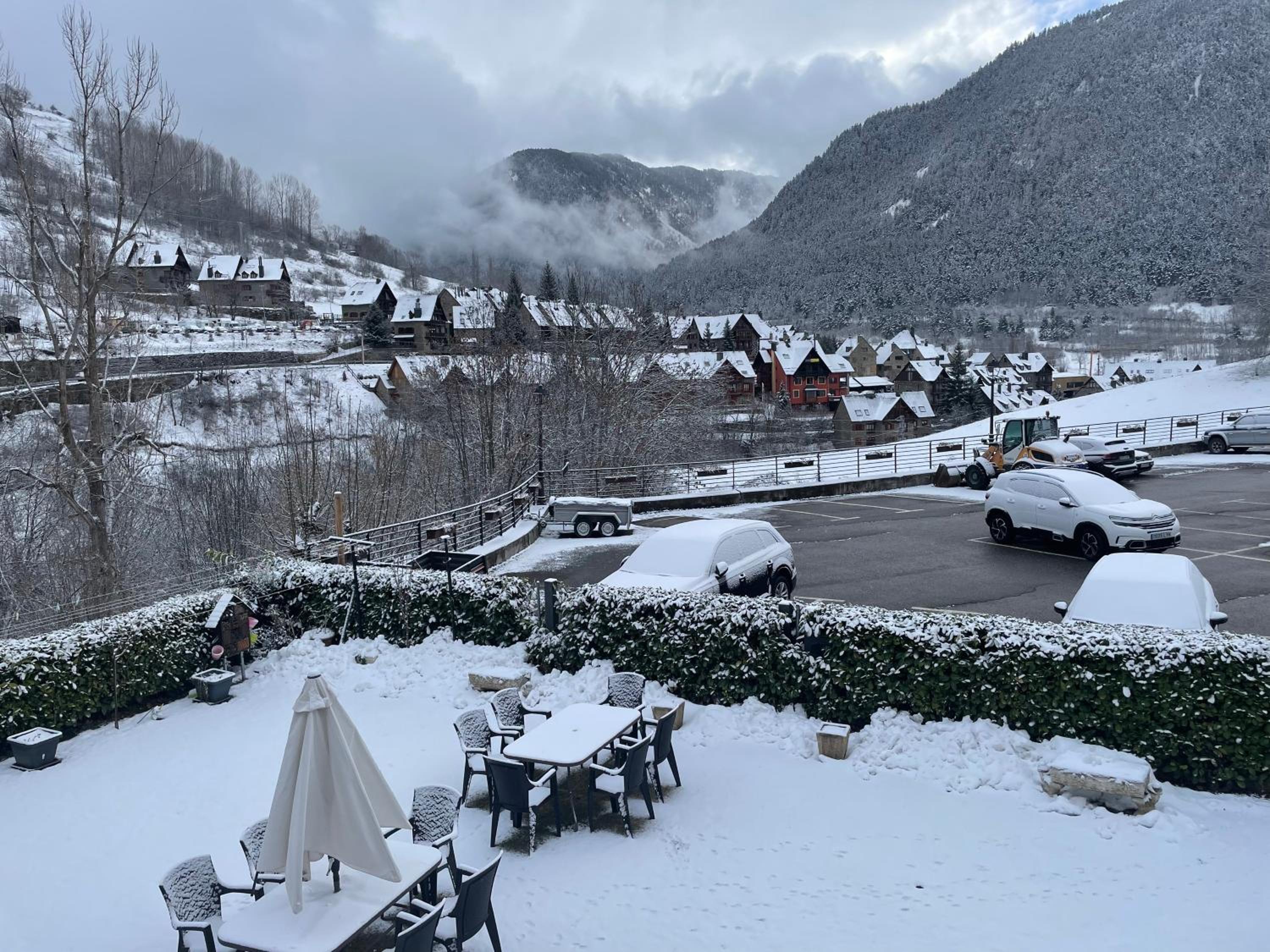 Hostal Escuils