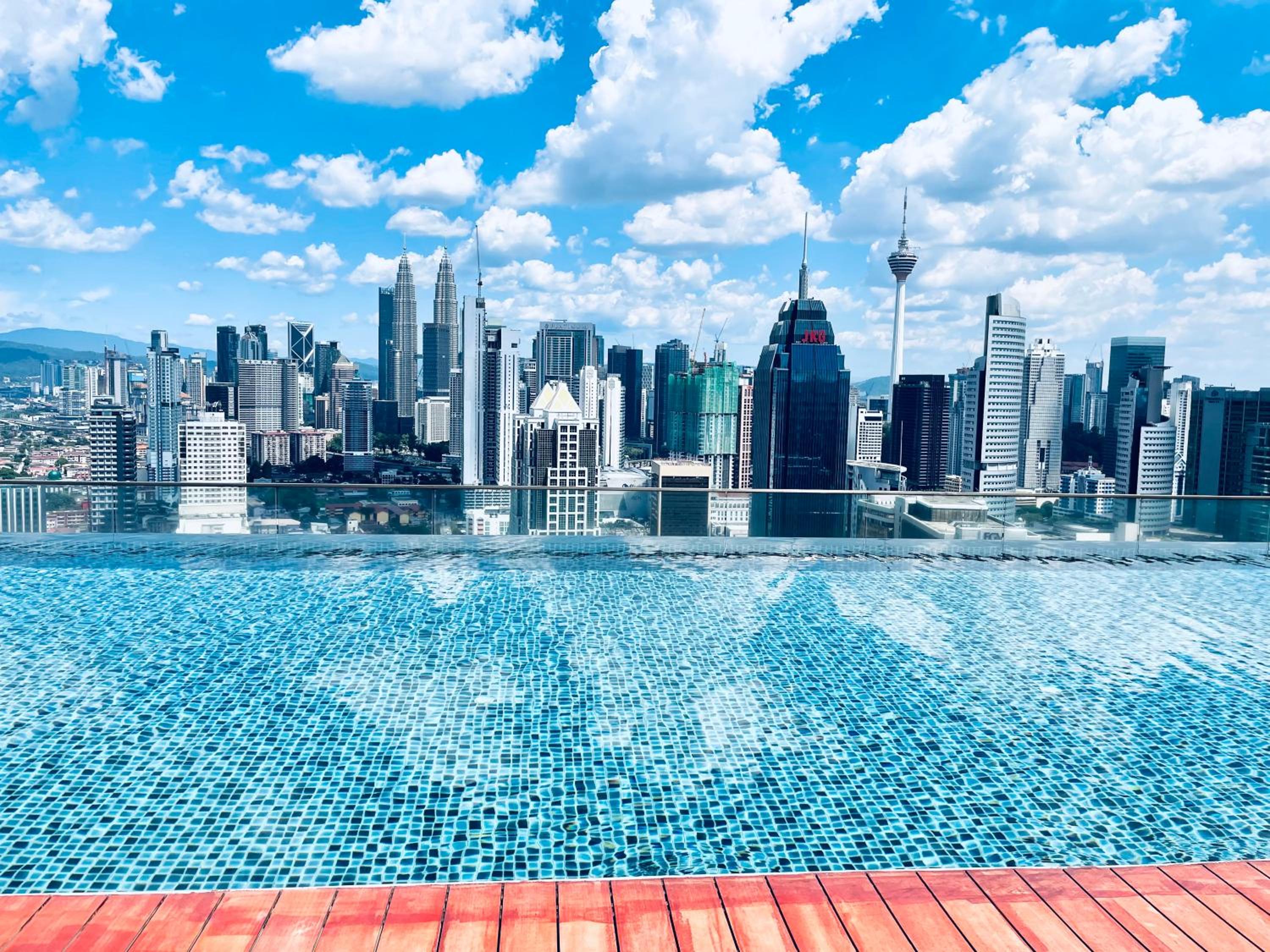 Regalia suites best klcc view