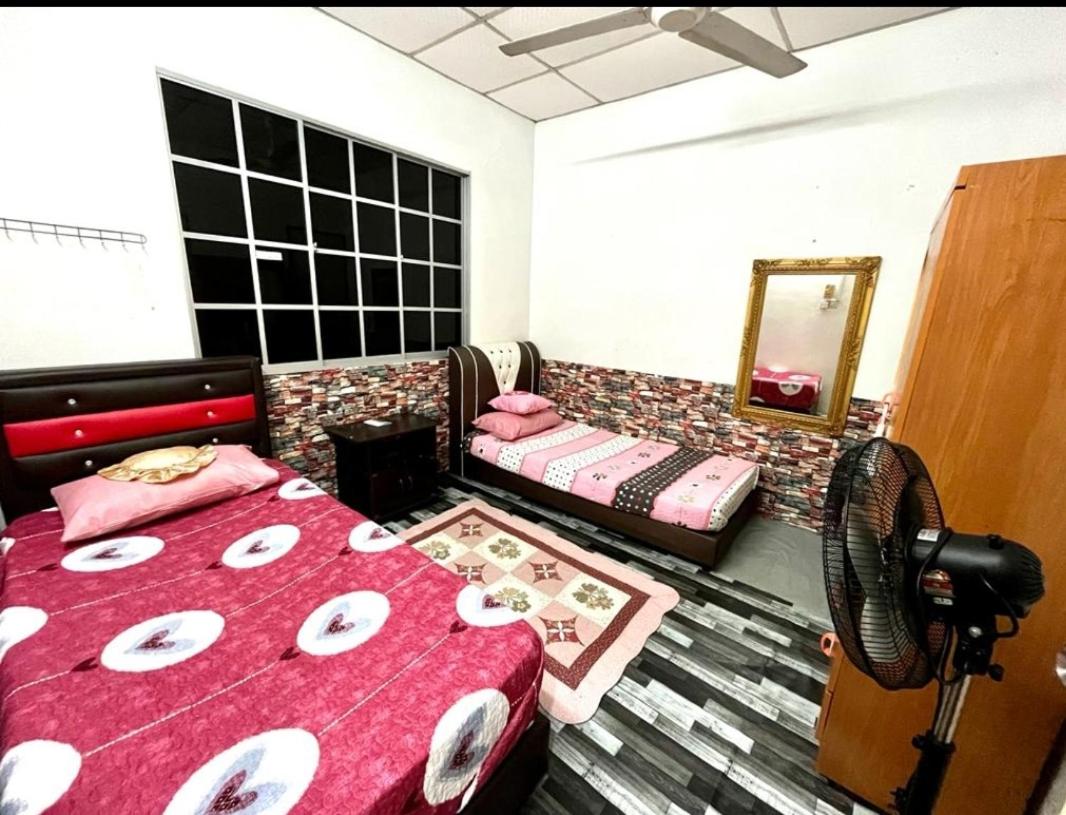 Homestay lumut manjung murah photo 4