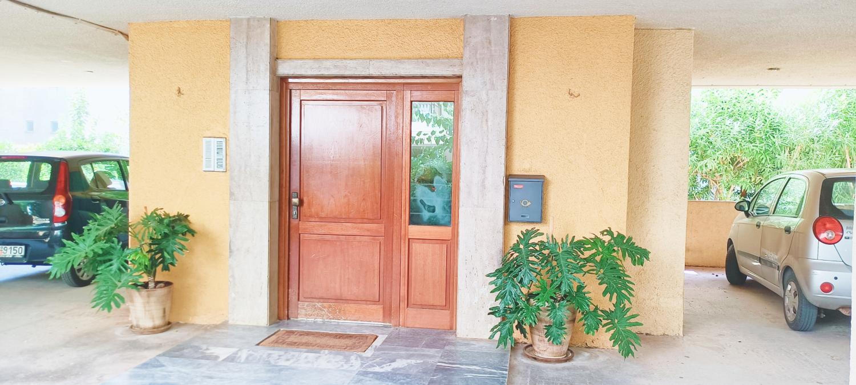 Marousi Residence with Garden