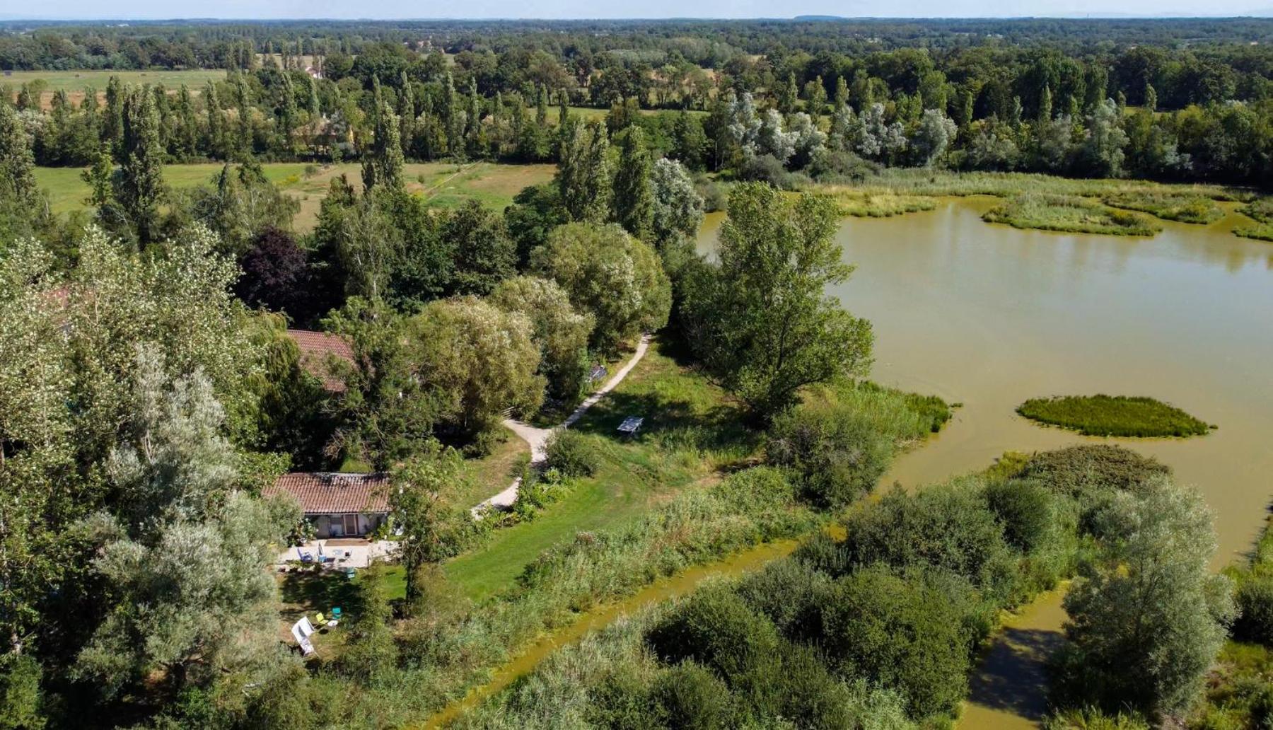 Espace Nature Studio indépendant proche du Parc des oiseaux view 2