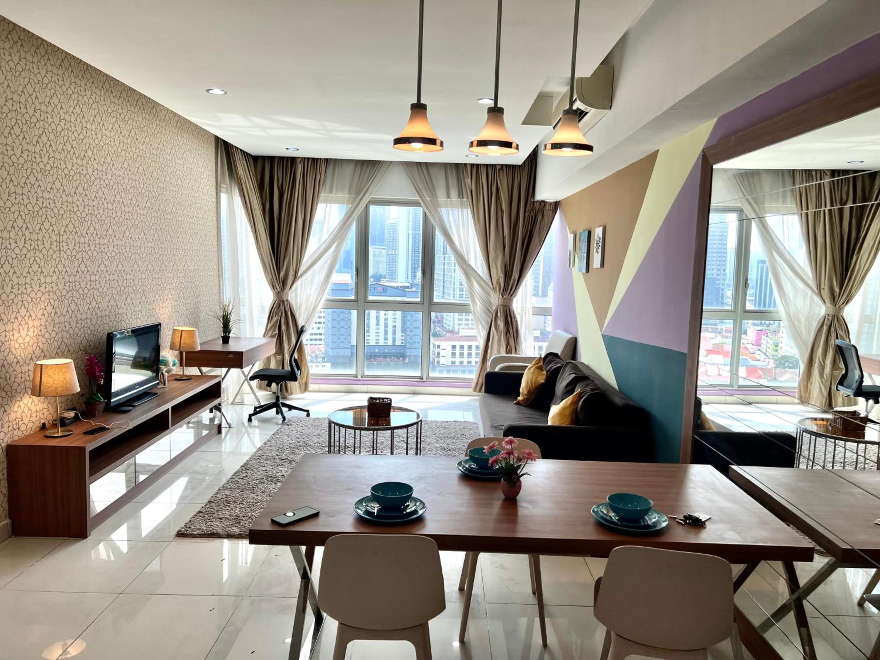 Regalia Amazing klcc view by sweet homes